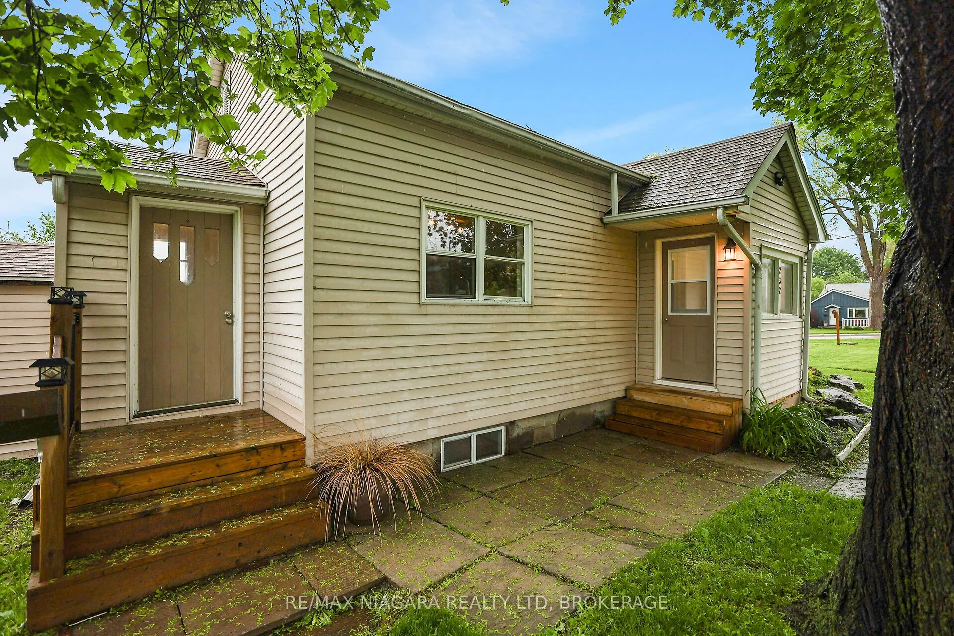 232 Merritt Street