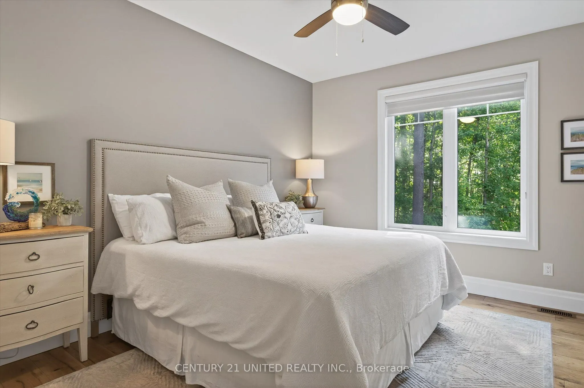 2 Mitchell Crescent