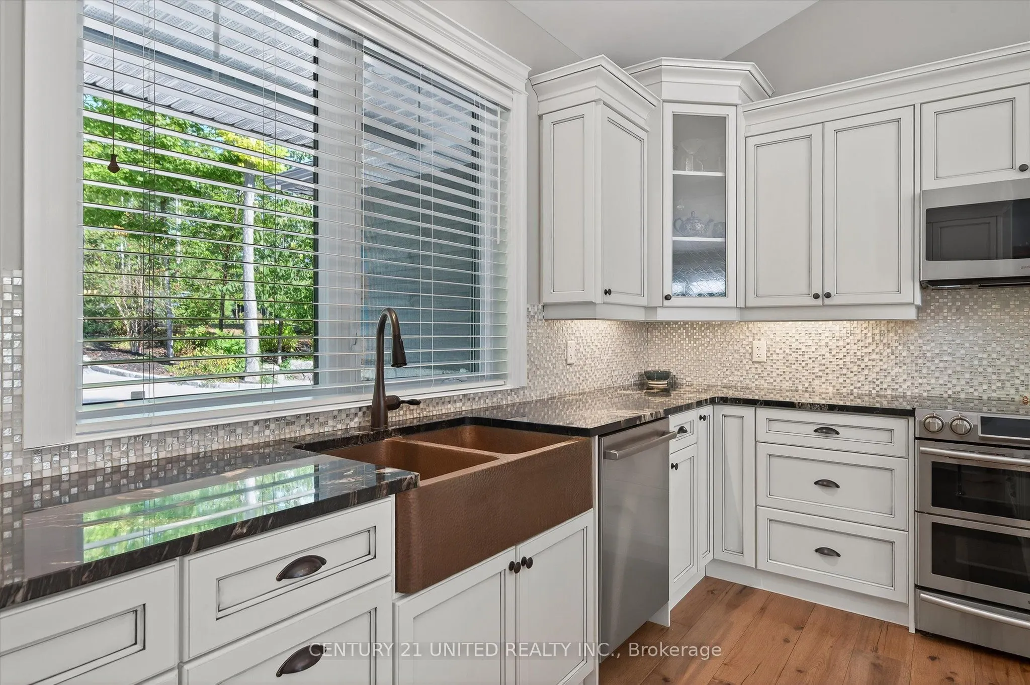 2 Mitchell Crescent