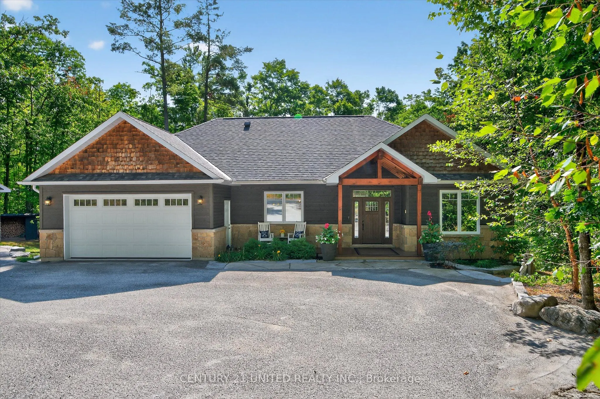 2 Mitchell Crescent
