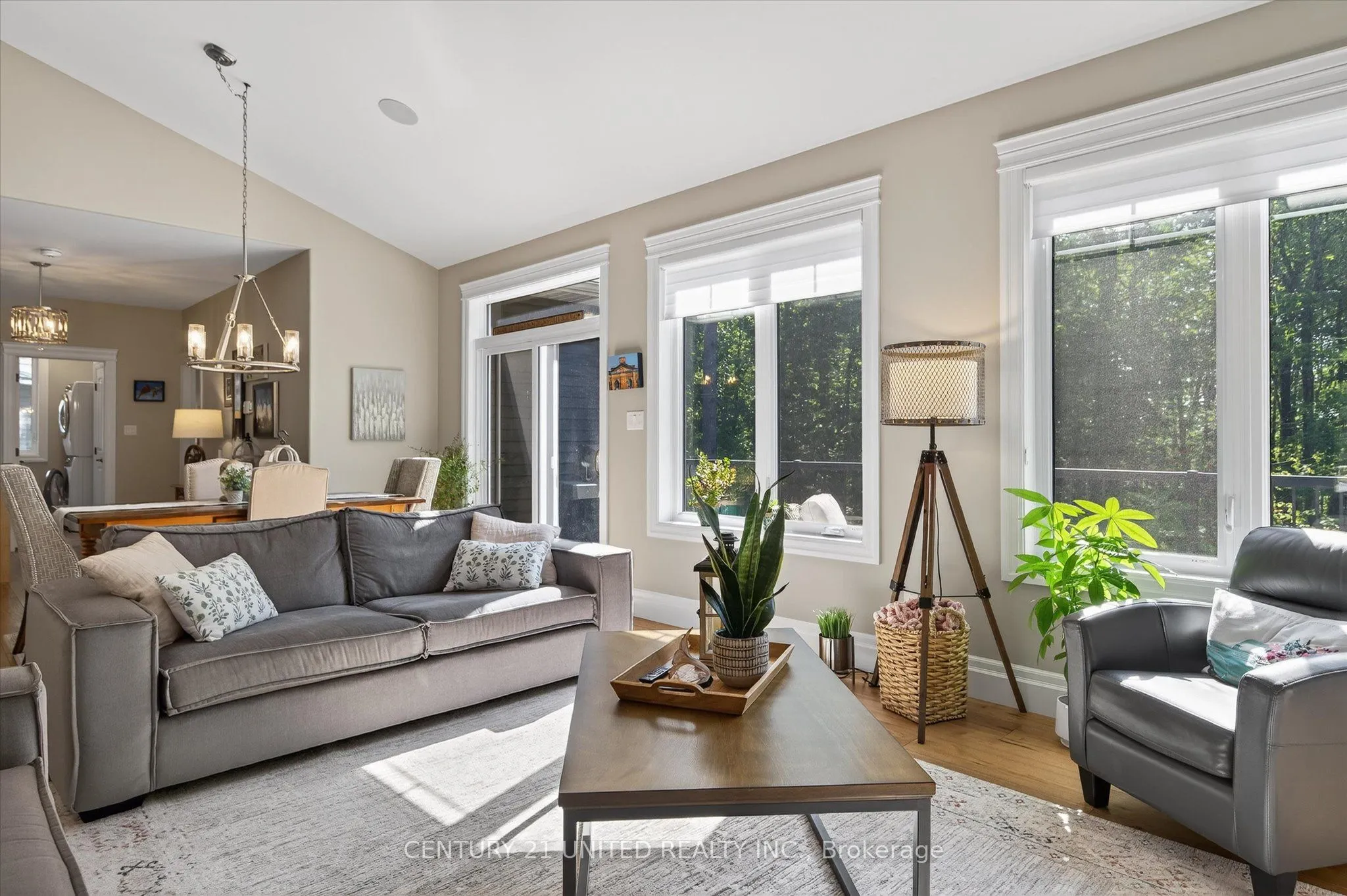 2 Mitchell Crescent