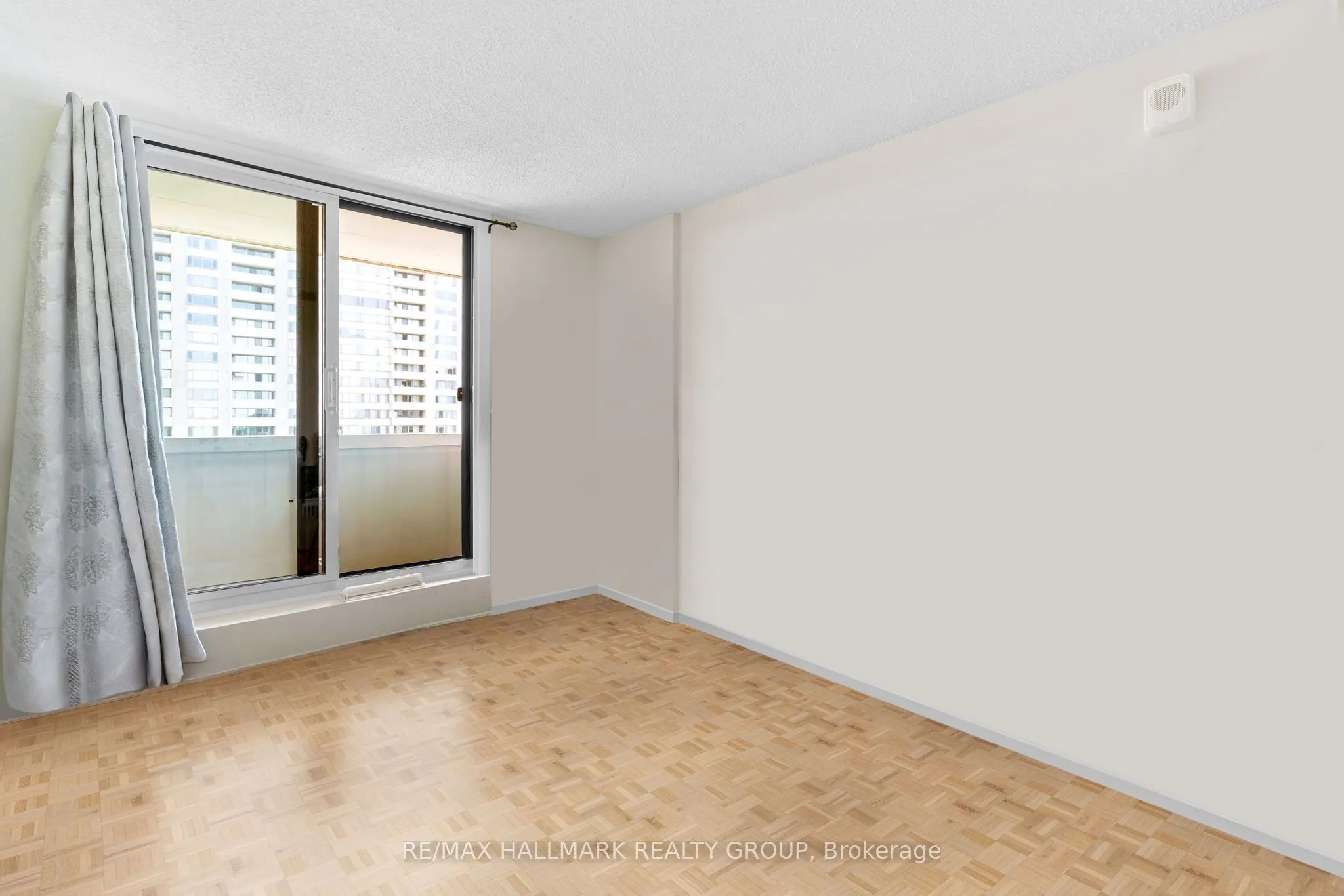 265 Poulin Avenue, #806