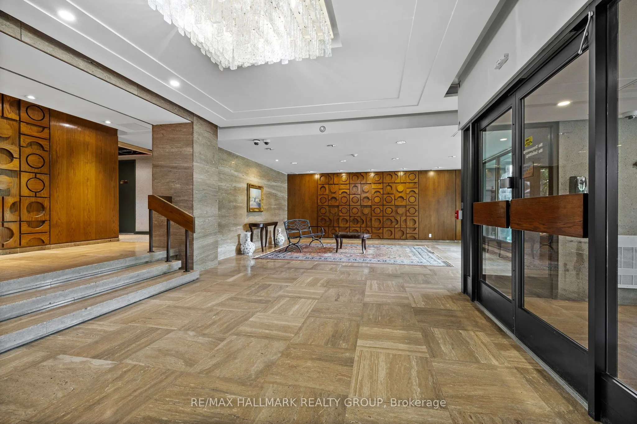 265 Poulin Avenue, #806