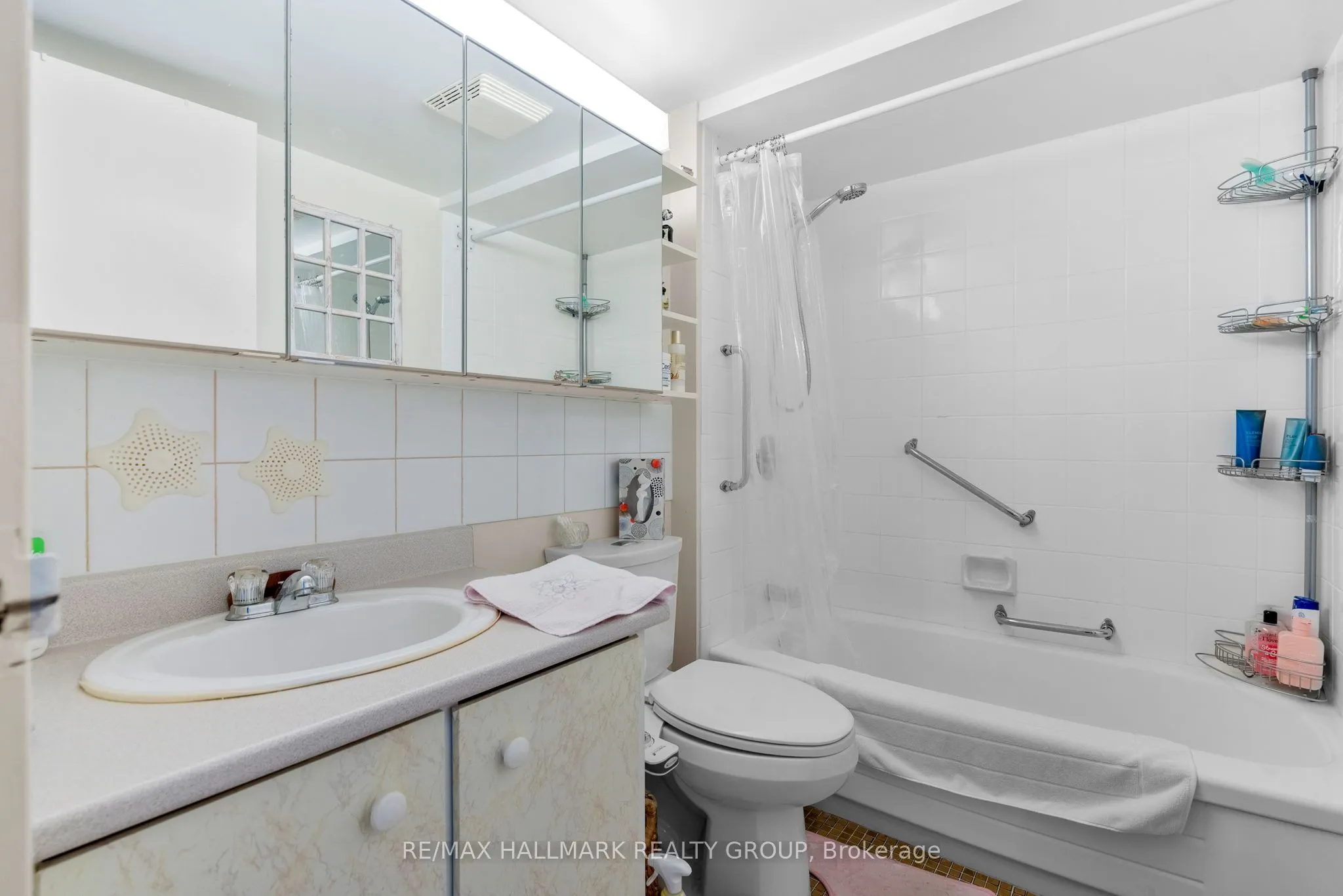 265 Poulin Avenue, #806