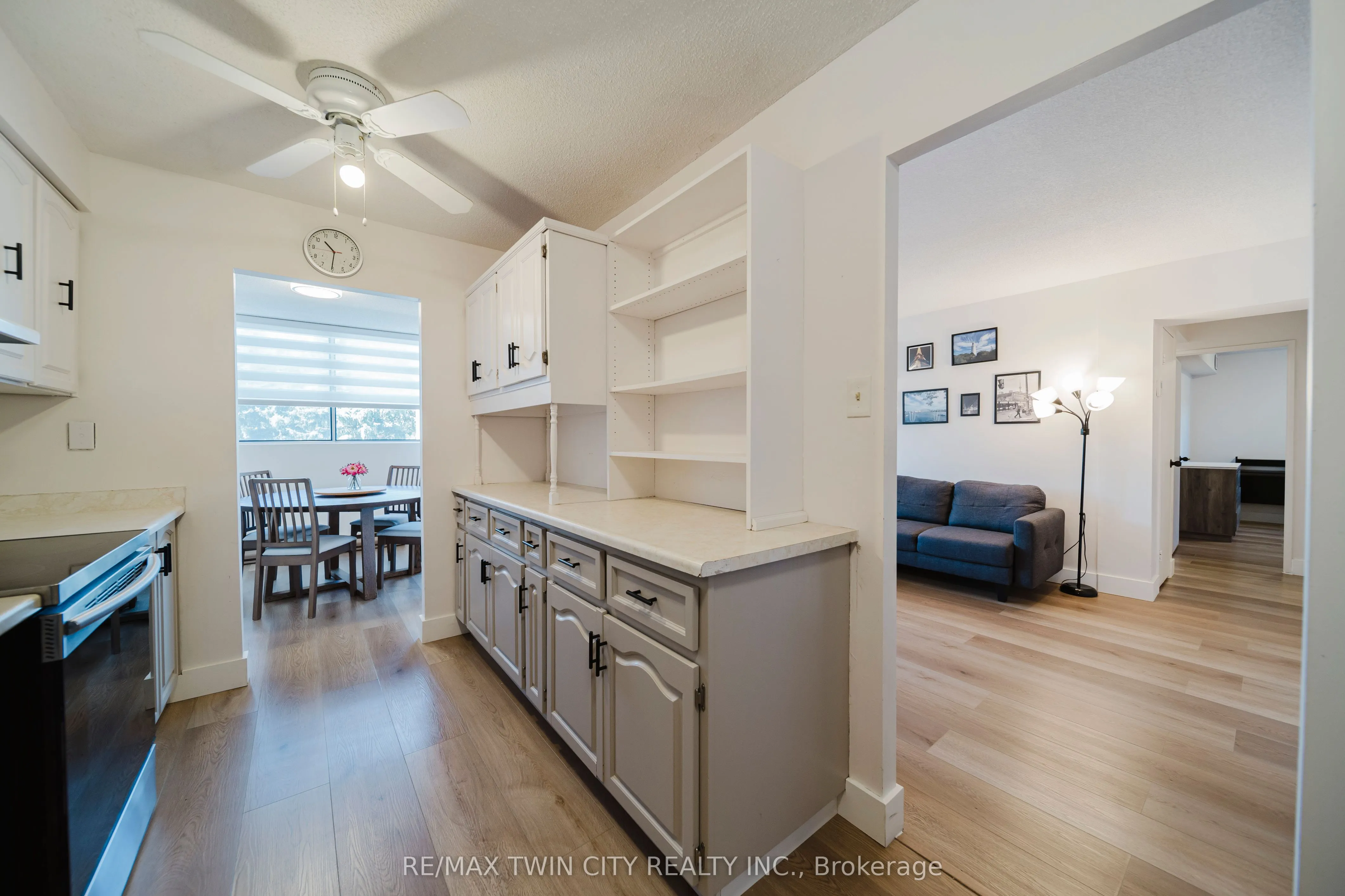 375 King Street N, #306