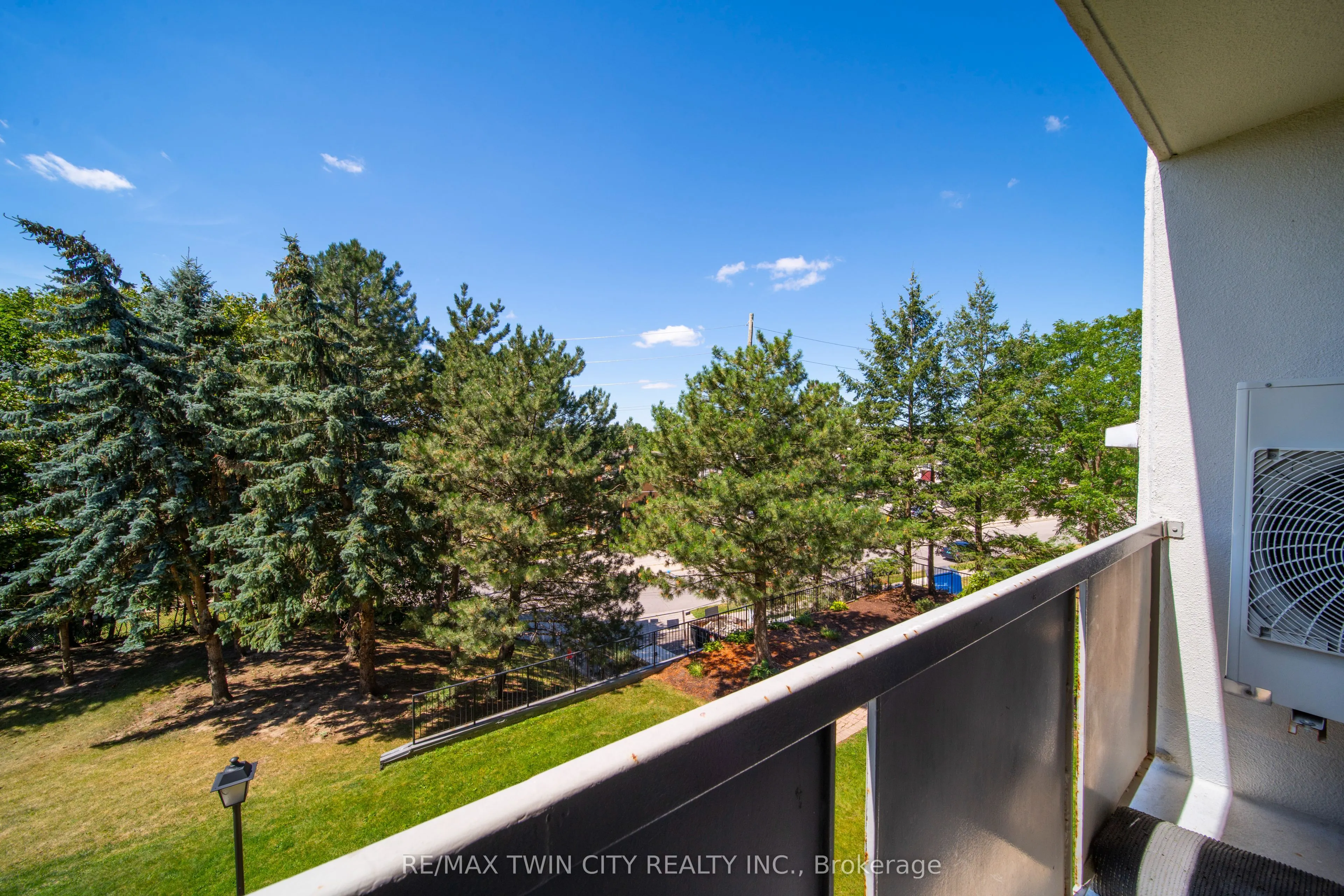 375 King Street N, #306