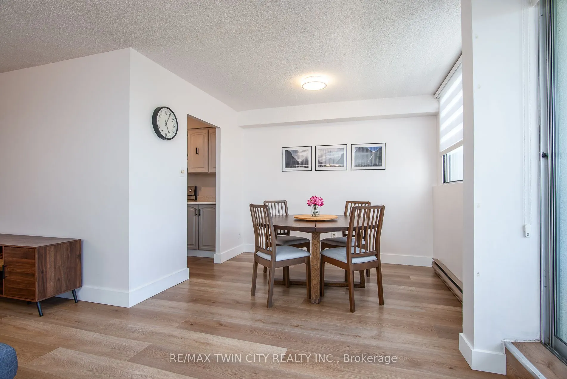 375 King Street N, #306