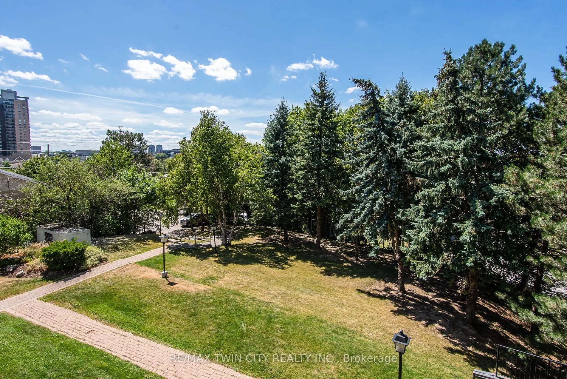 375 King Street N, #306