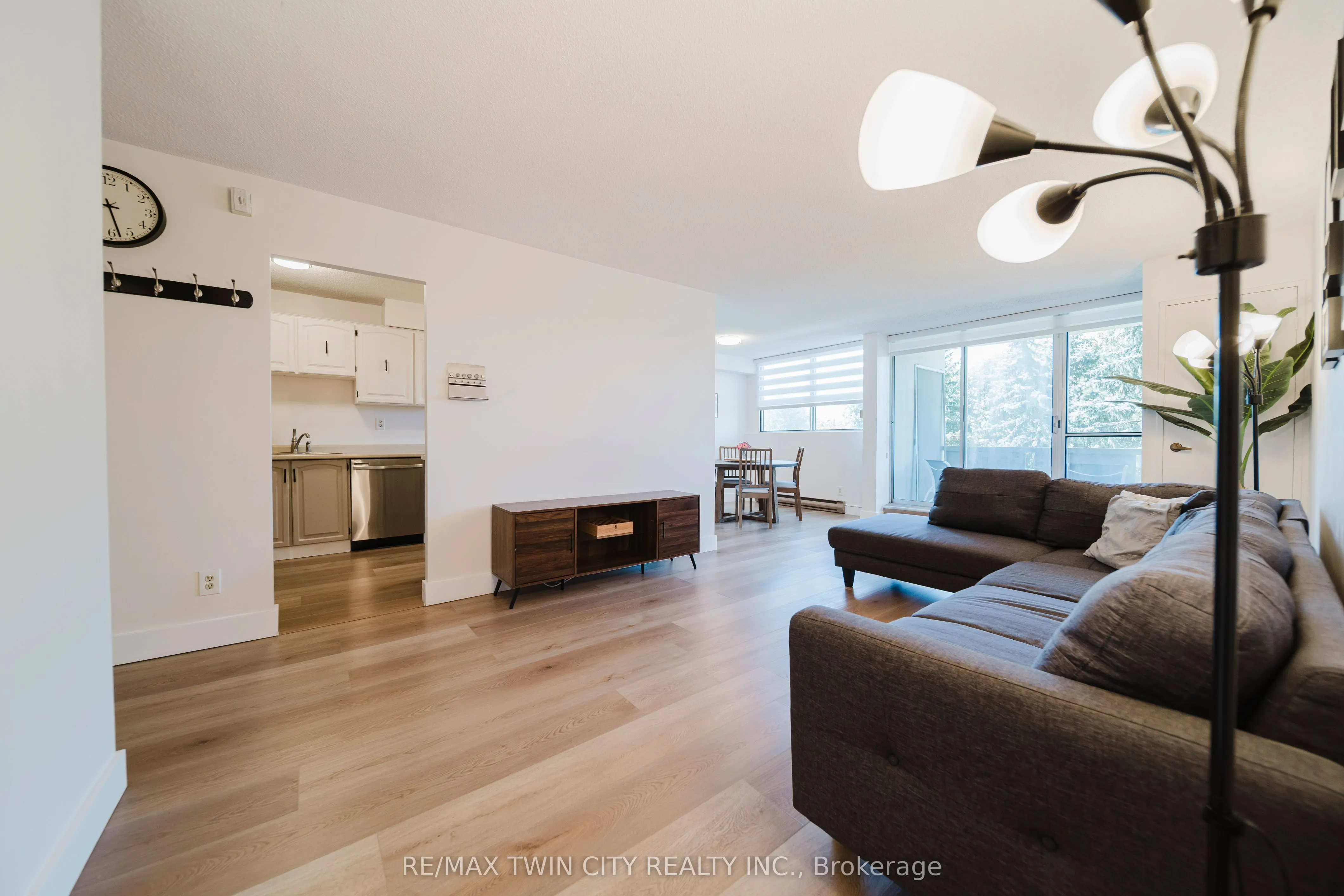 375 King Street N, #306