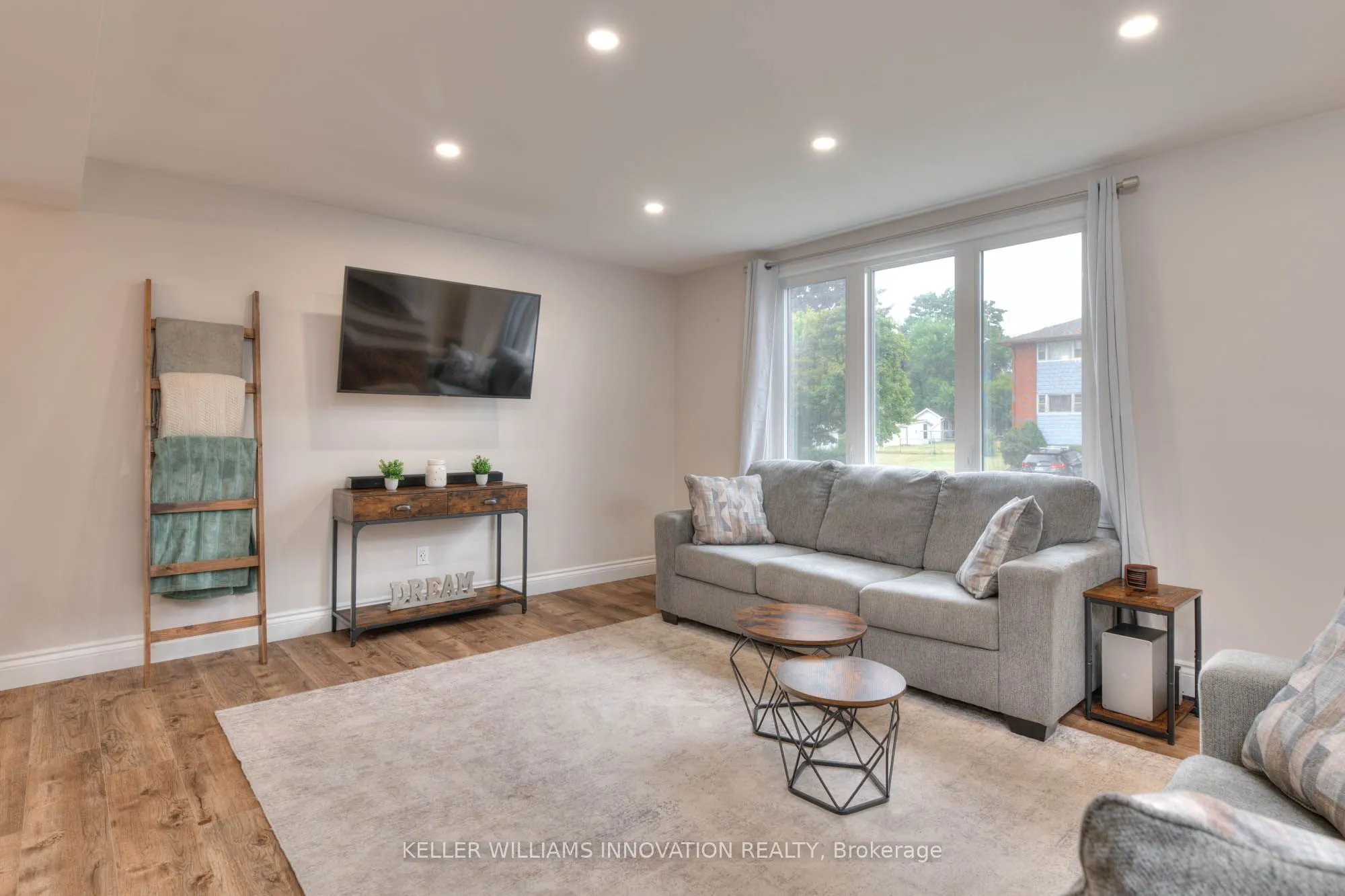 343 Greenfield Avenue