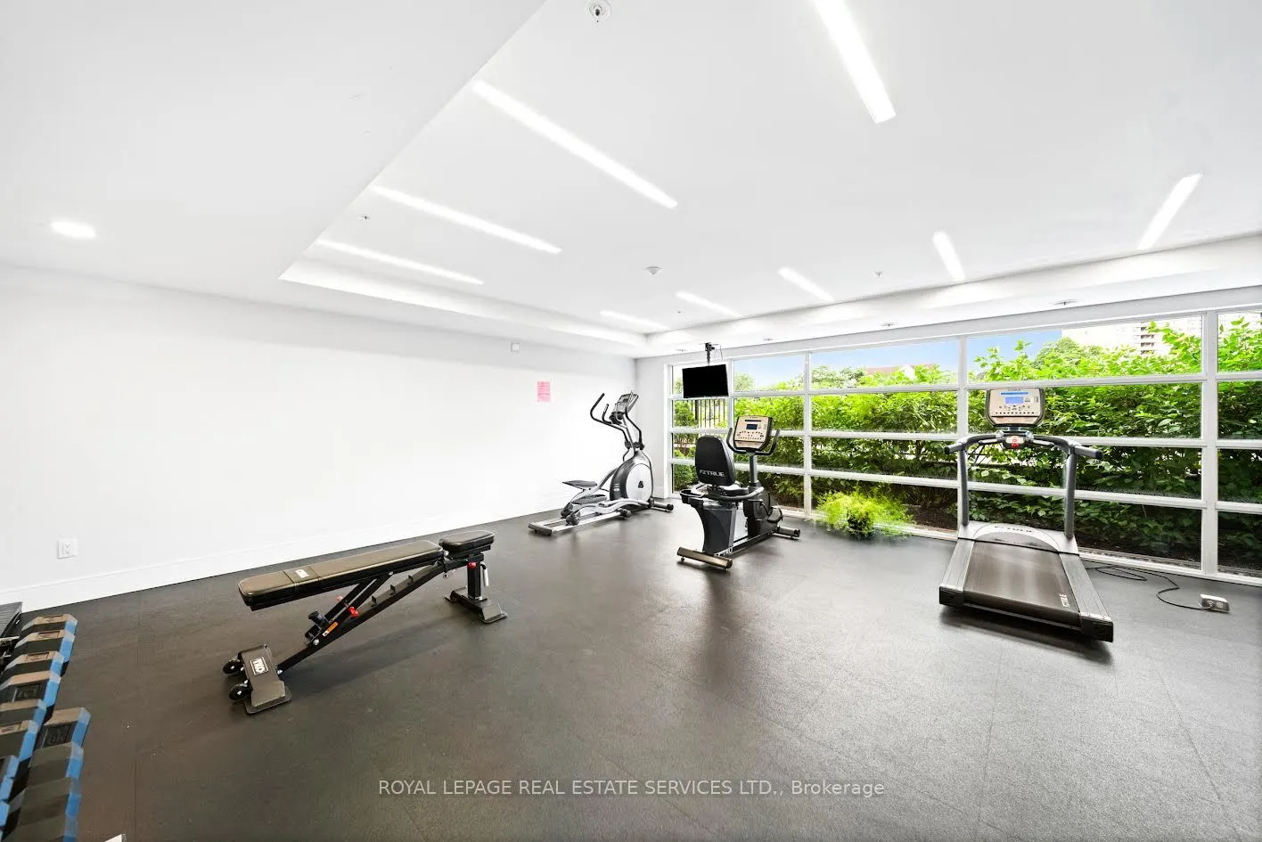 15 Prince Albert Boulevard, #412