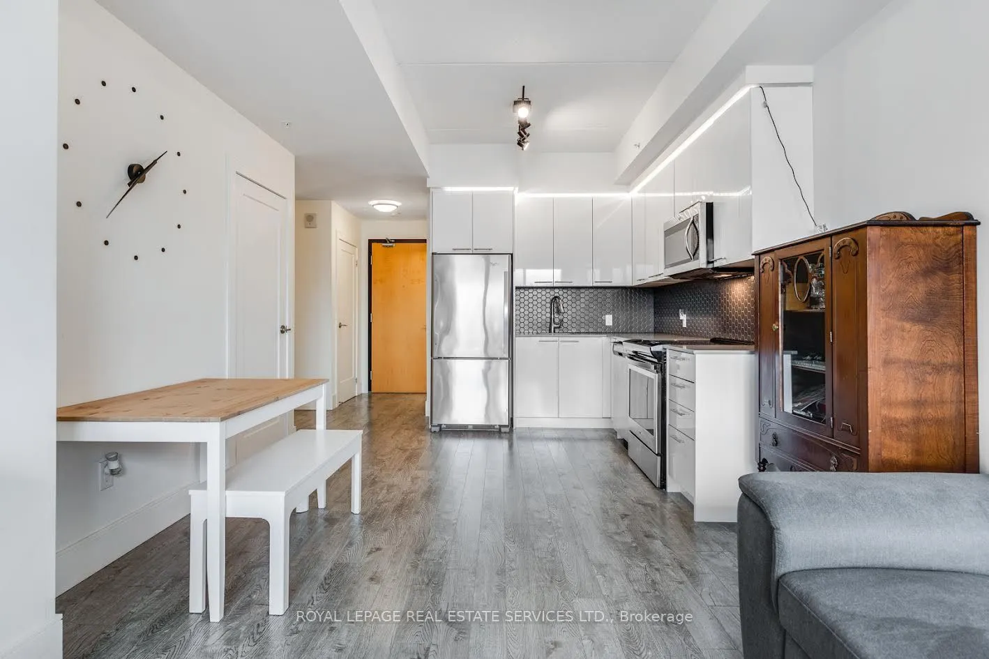 15 Prince Albert Boulevard, #412