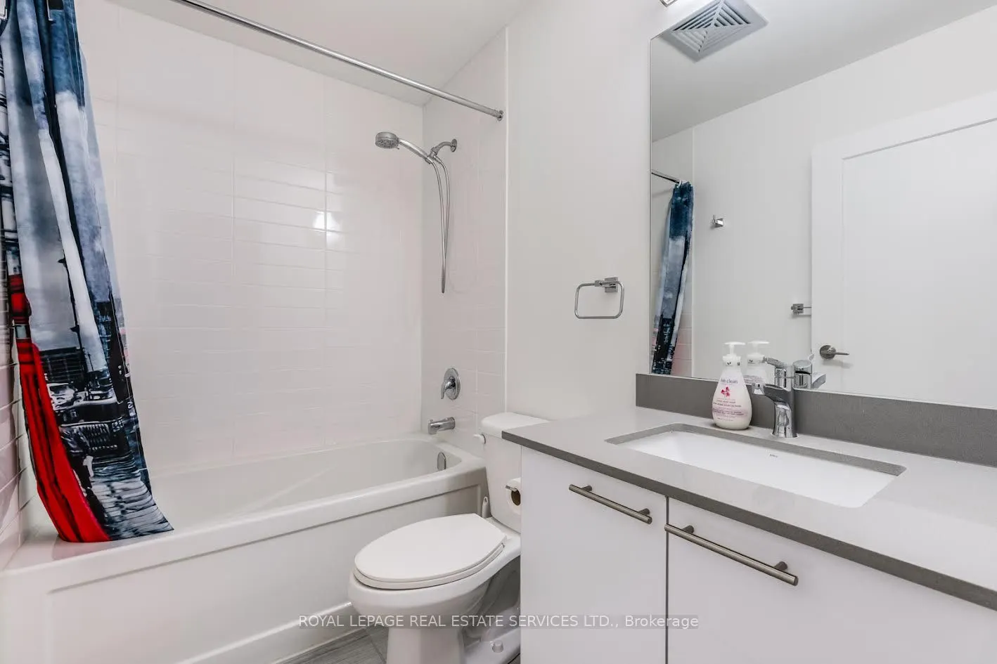 15 Prince Albert Boulevard, #412