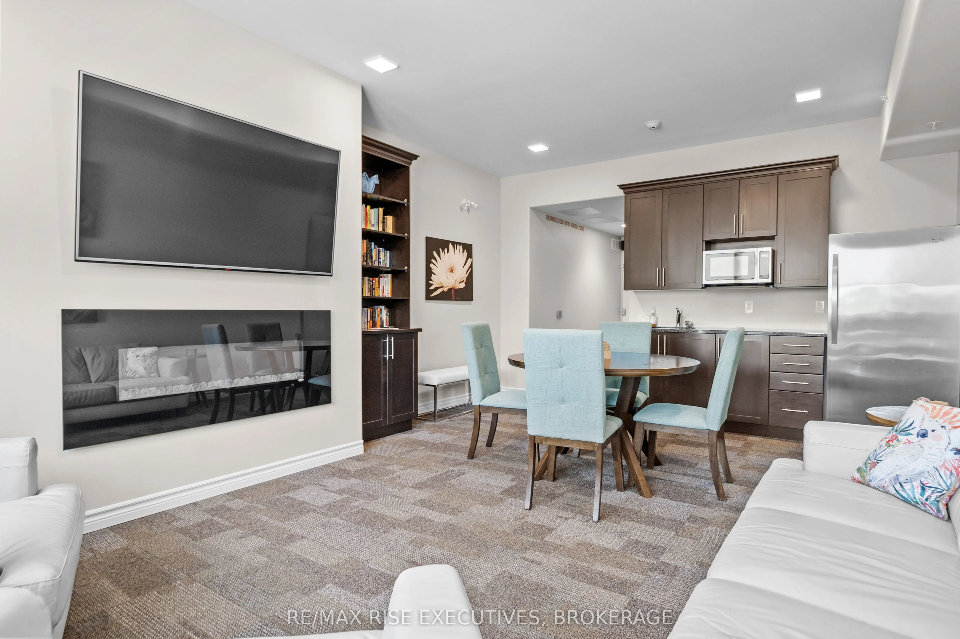 740 AUGUSTA Drive, #310