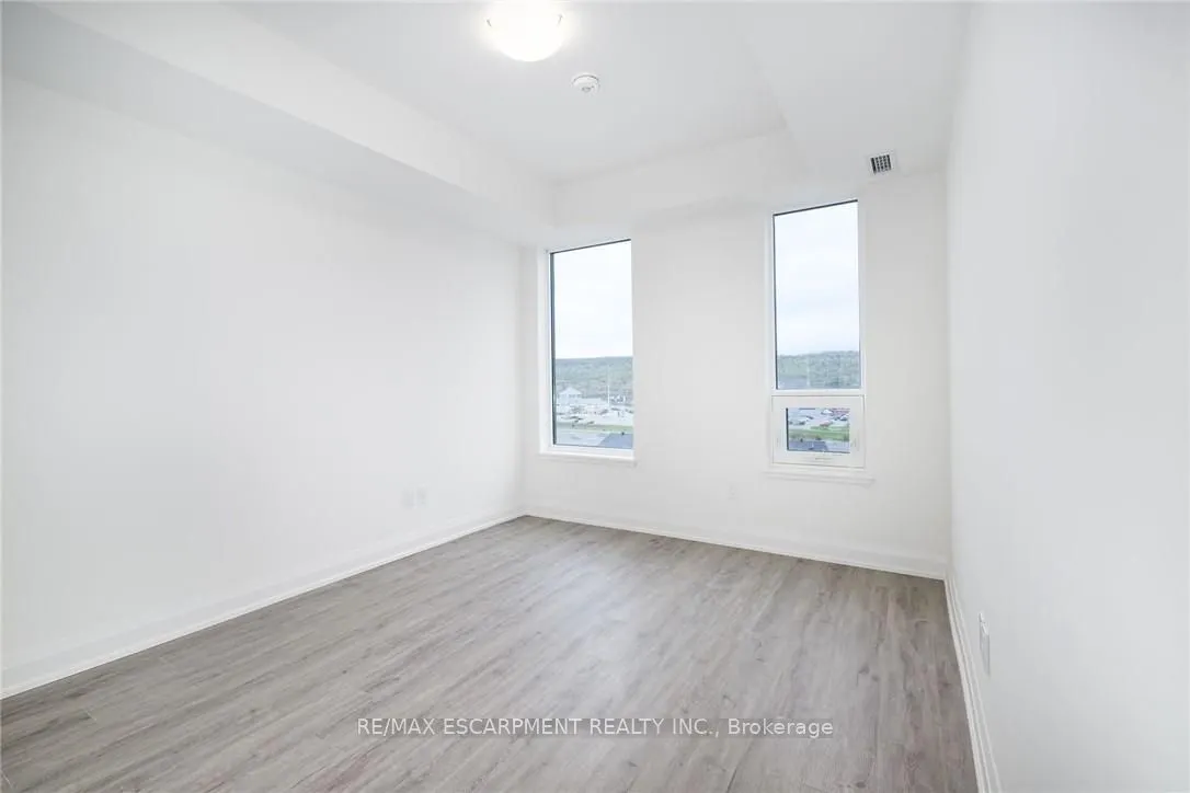 385 WINSTON Road, #1712