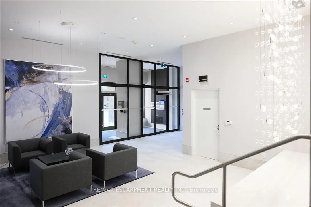 385 WINSTON Road, #1712