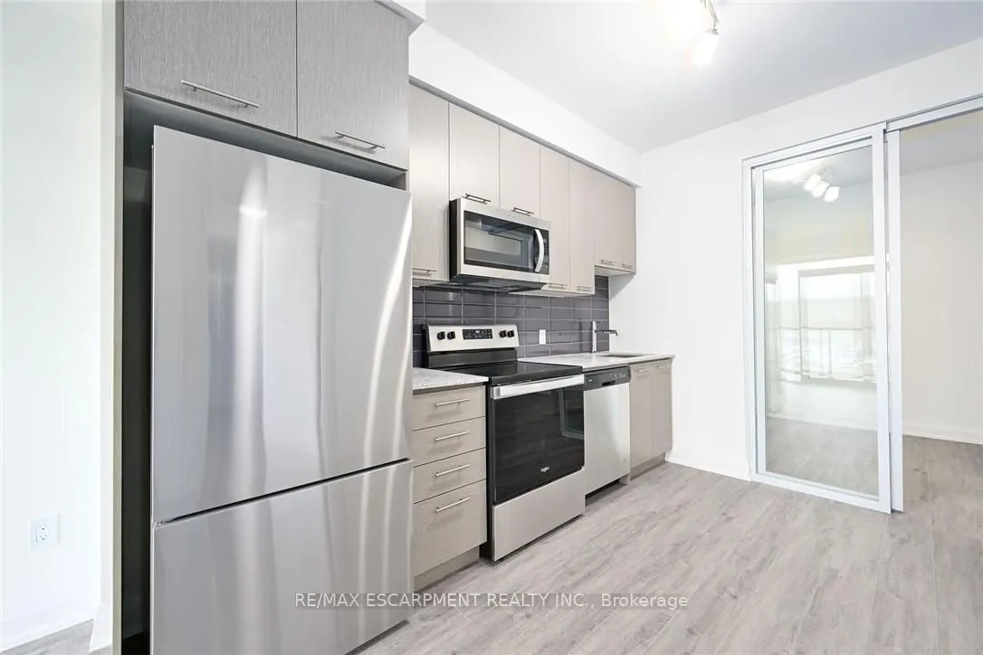 385 WINSTON Road, #1712