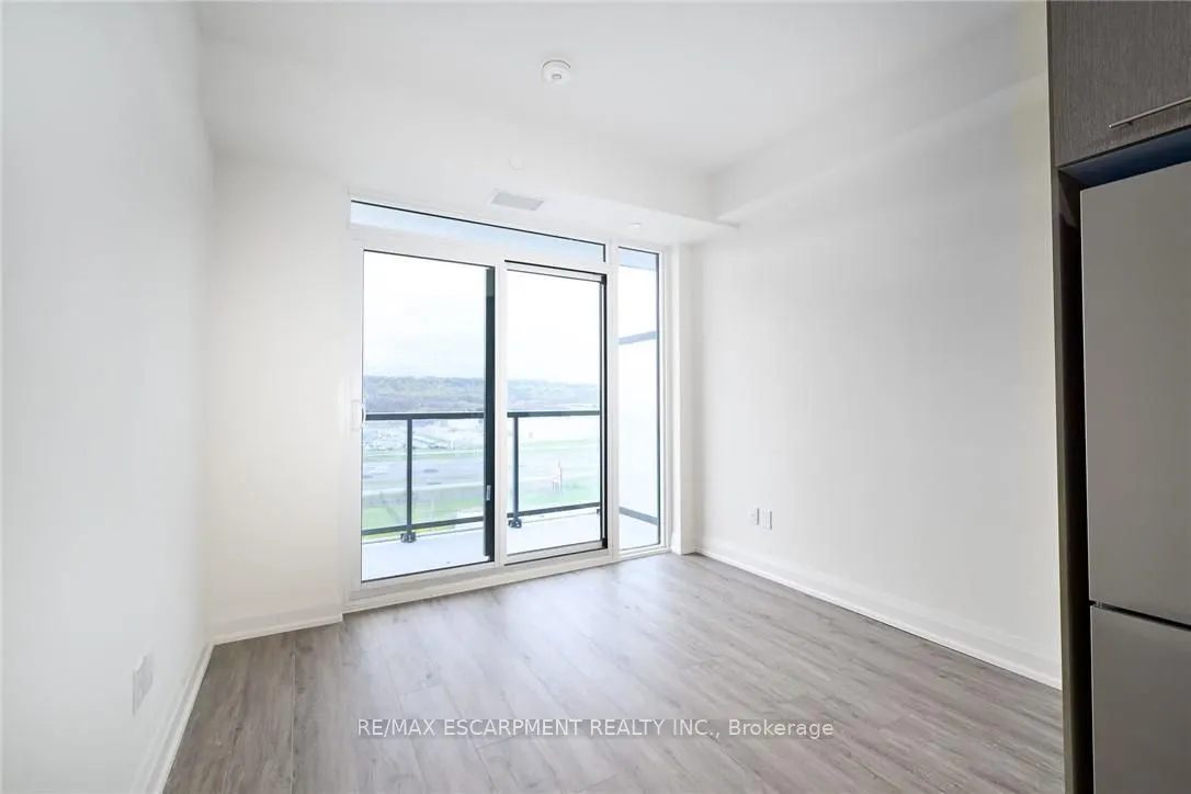 385 WINSTON Road, #1712