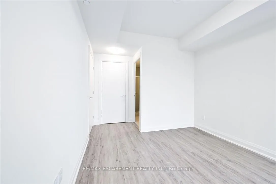 385 WINSTON Road, #1712