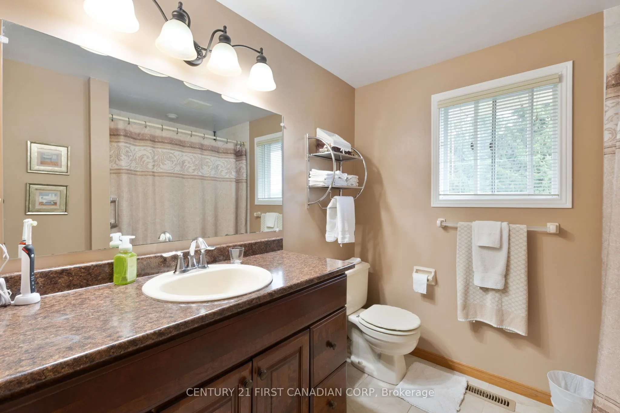 340 Canterbury Place