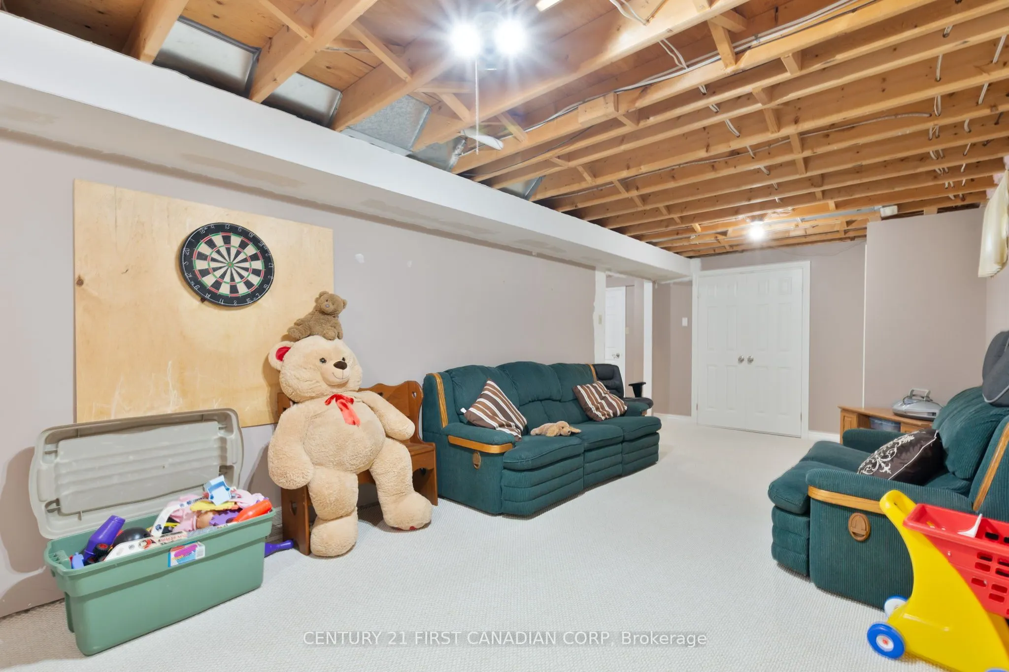 340 Canterbury Place