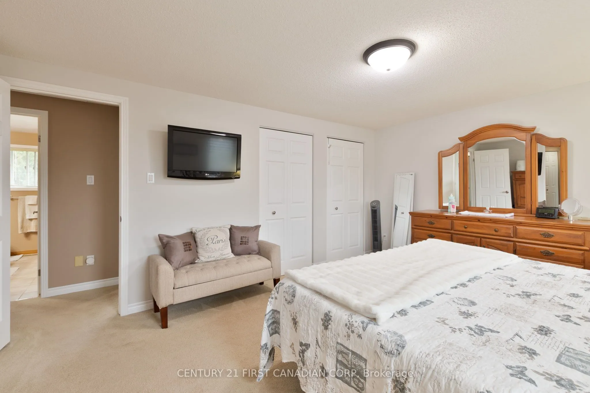 340 Canterbury Place