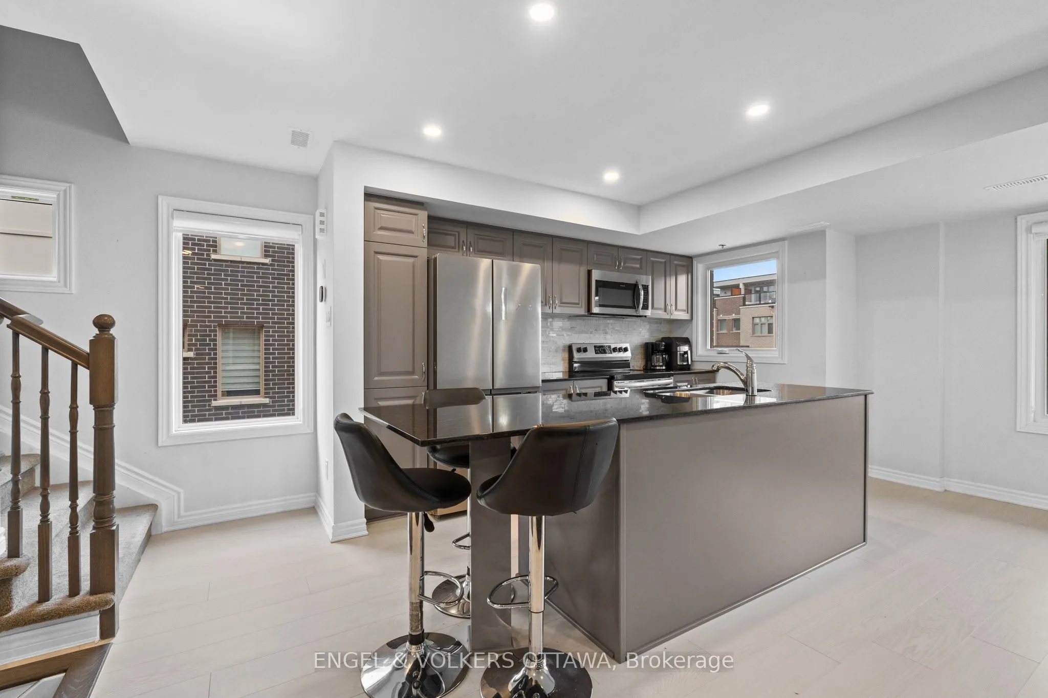 782 Mikinak Road, #148