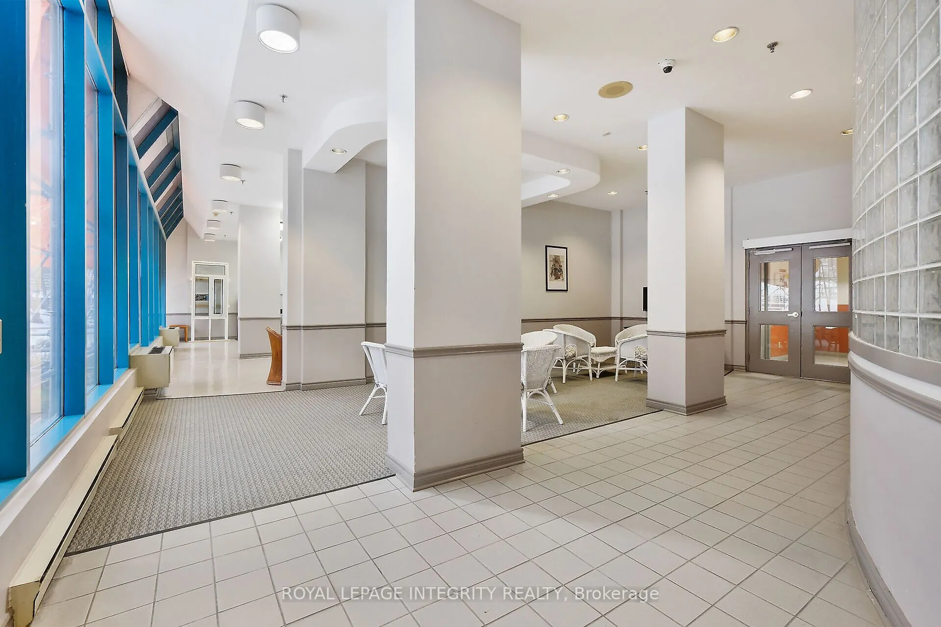 1025 Grenon Avenue, #918