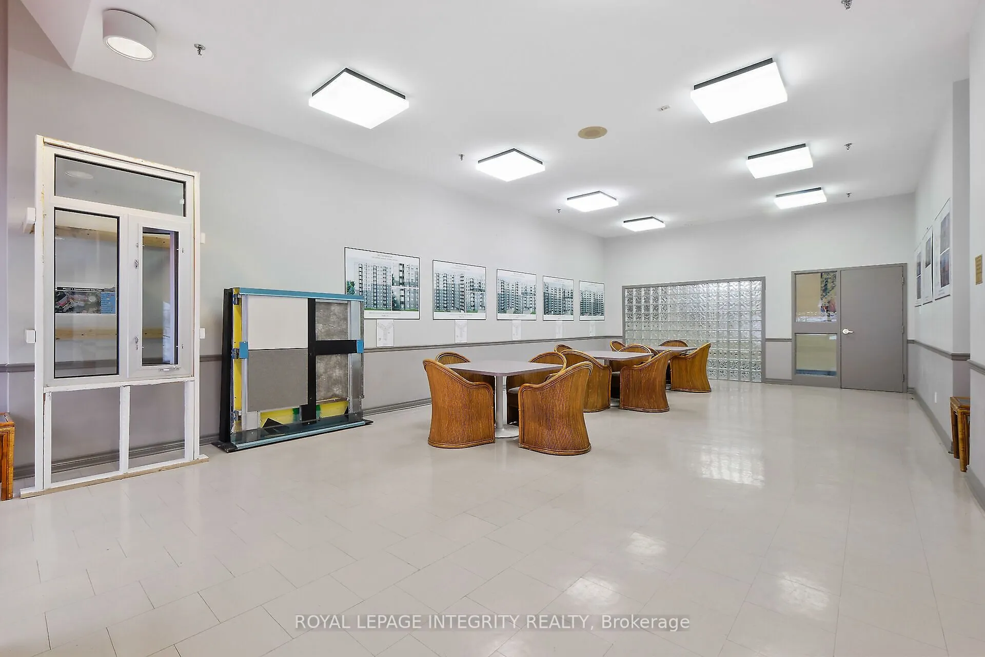 1025 Grenon Avenue, #918