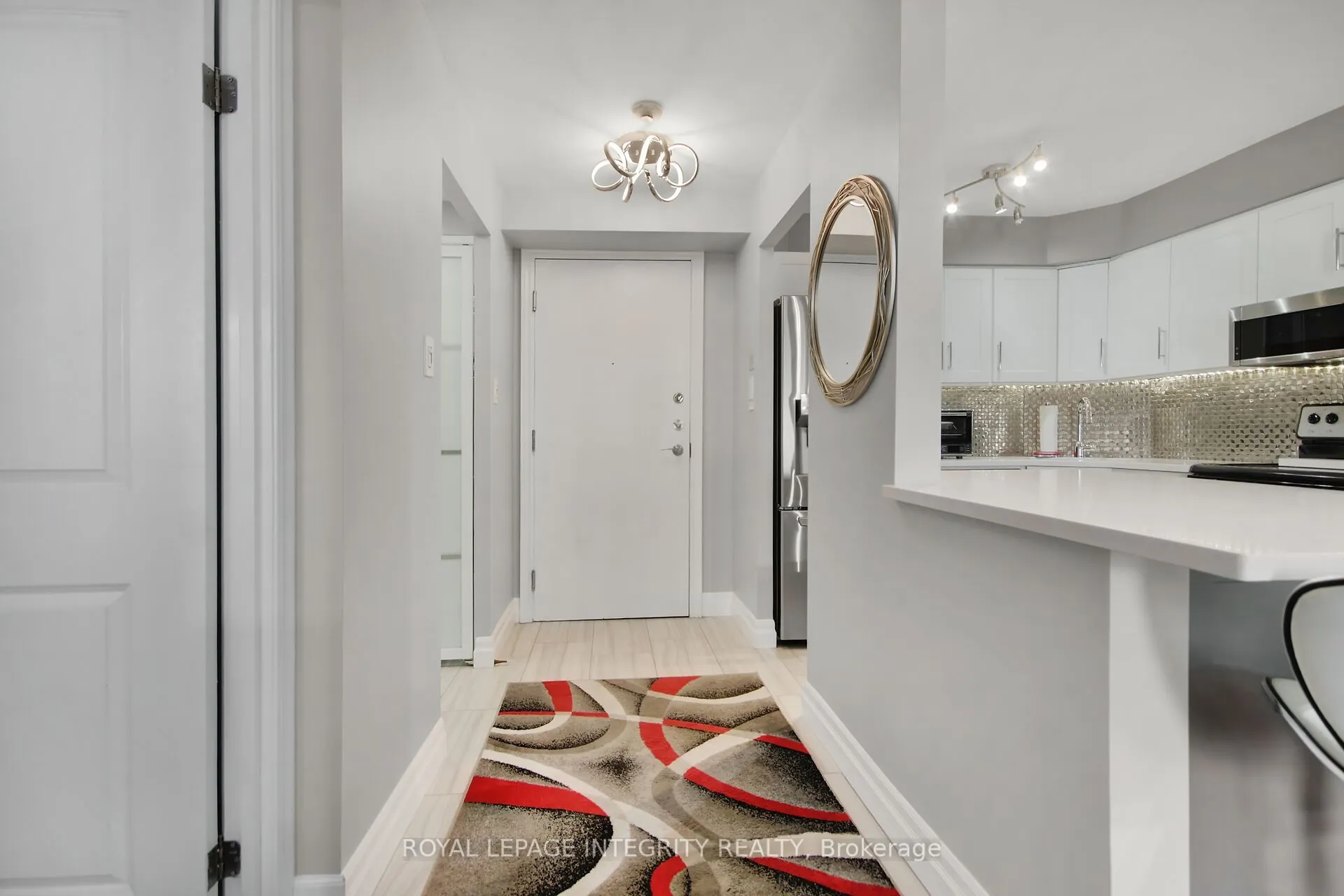 1025 Grenon Avenue, #918