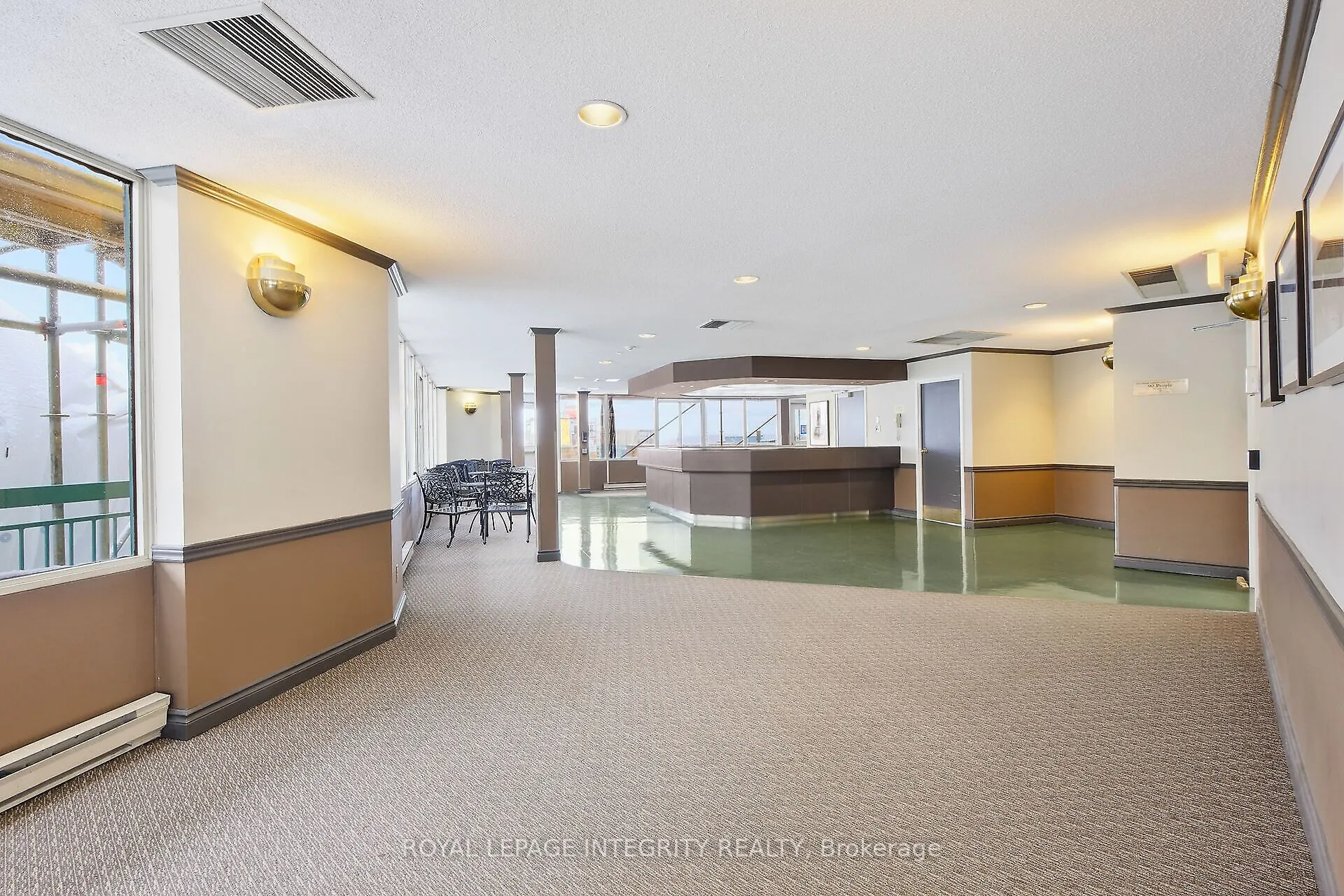 1025 Grenon Avenue, #918