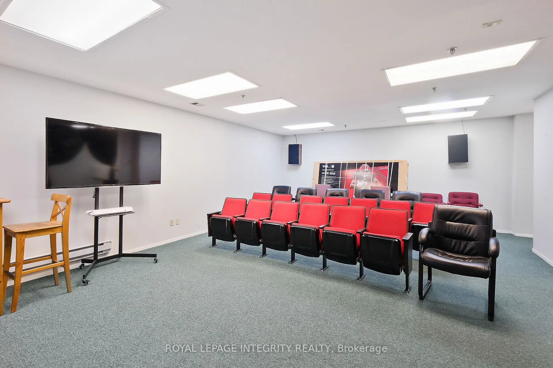 1025 Grenon Avenue, #918