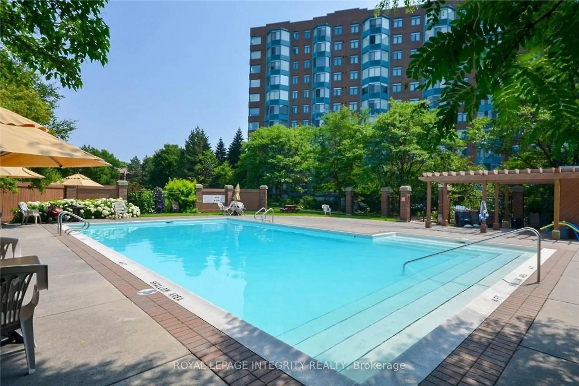 1025 Grenon Avenue, #918