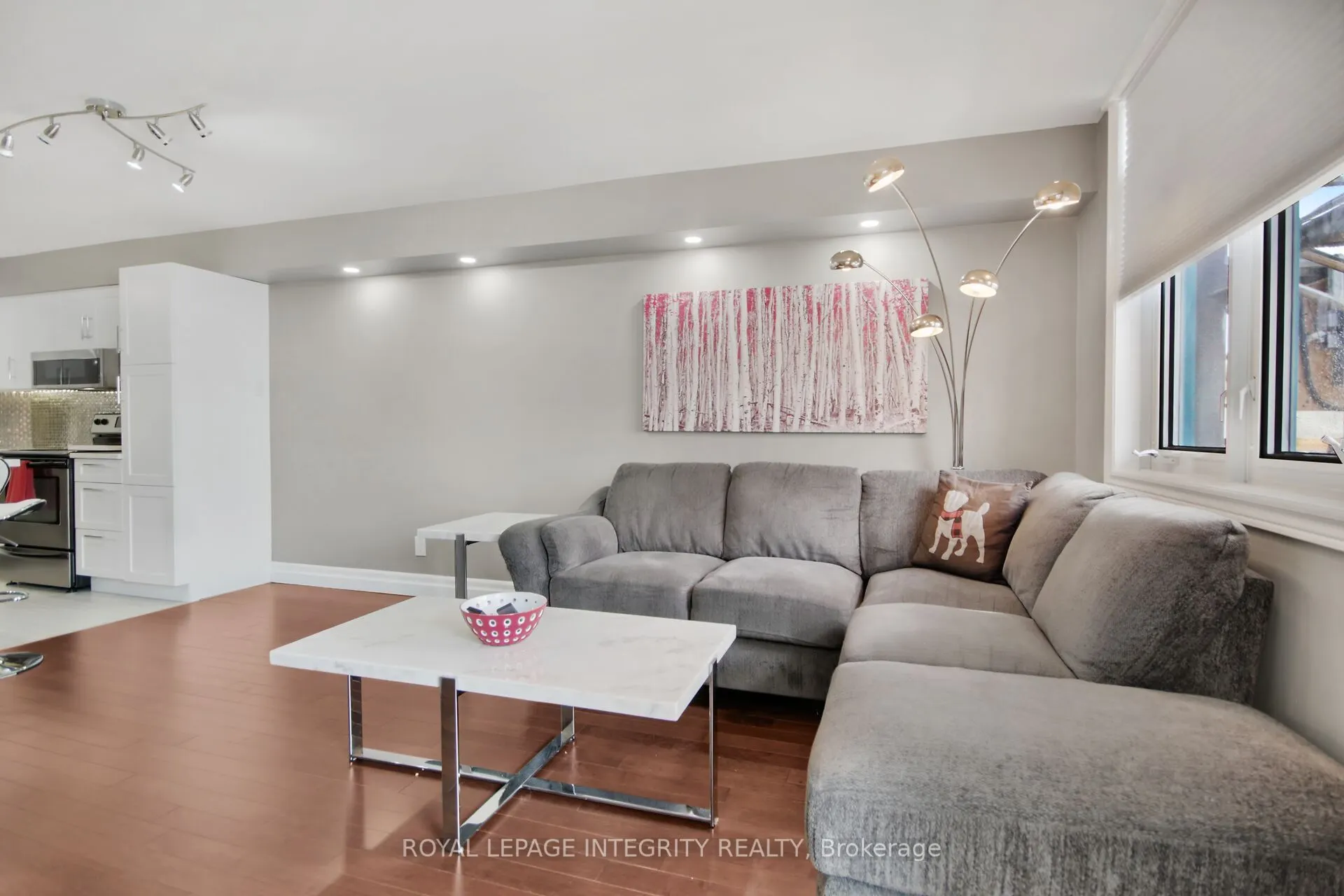 1025 Grenon Avenue, #918