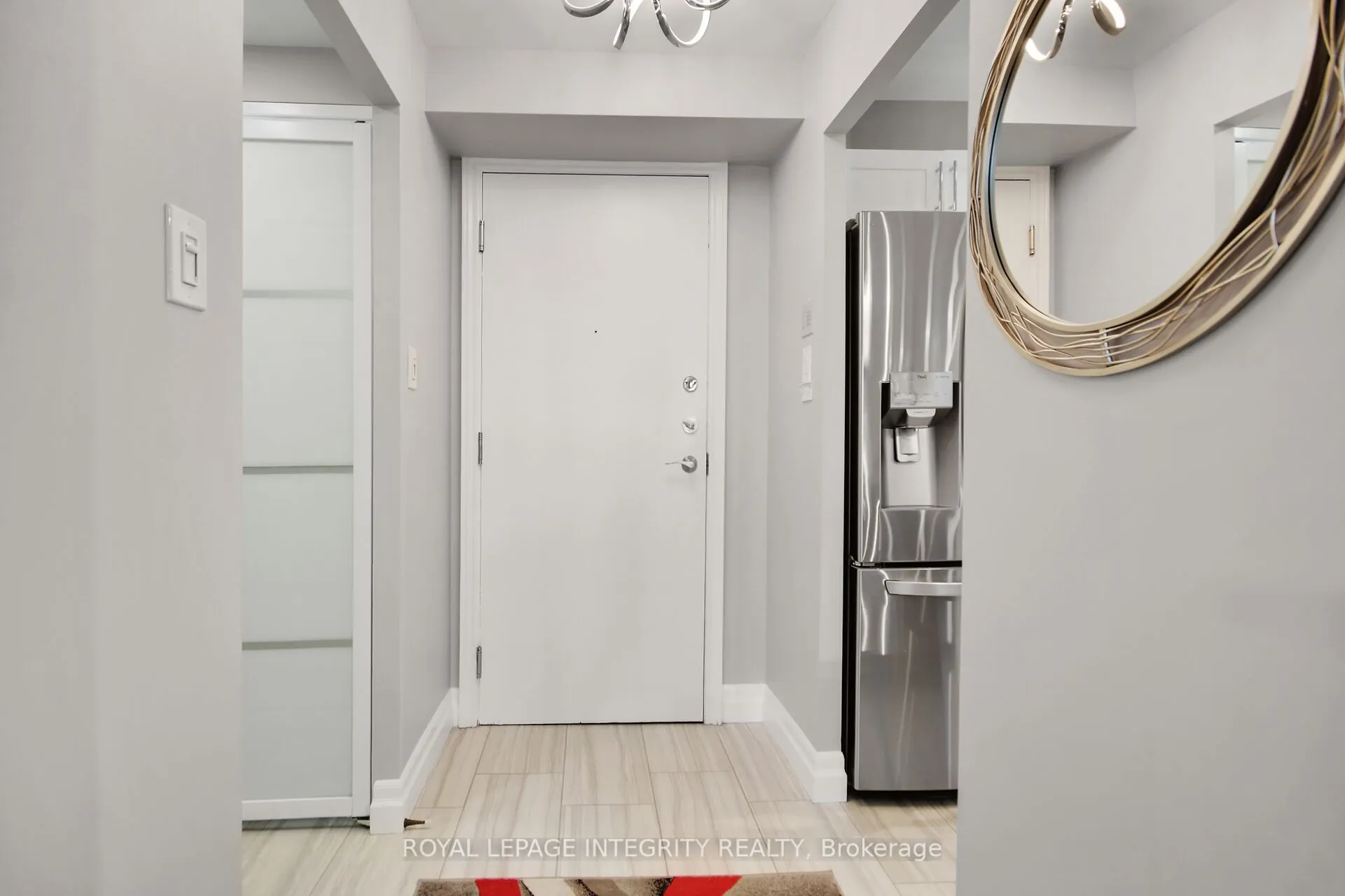 1025 Grenon Avenue, #918