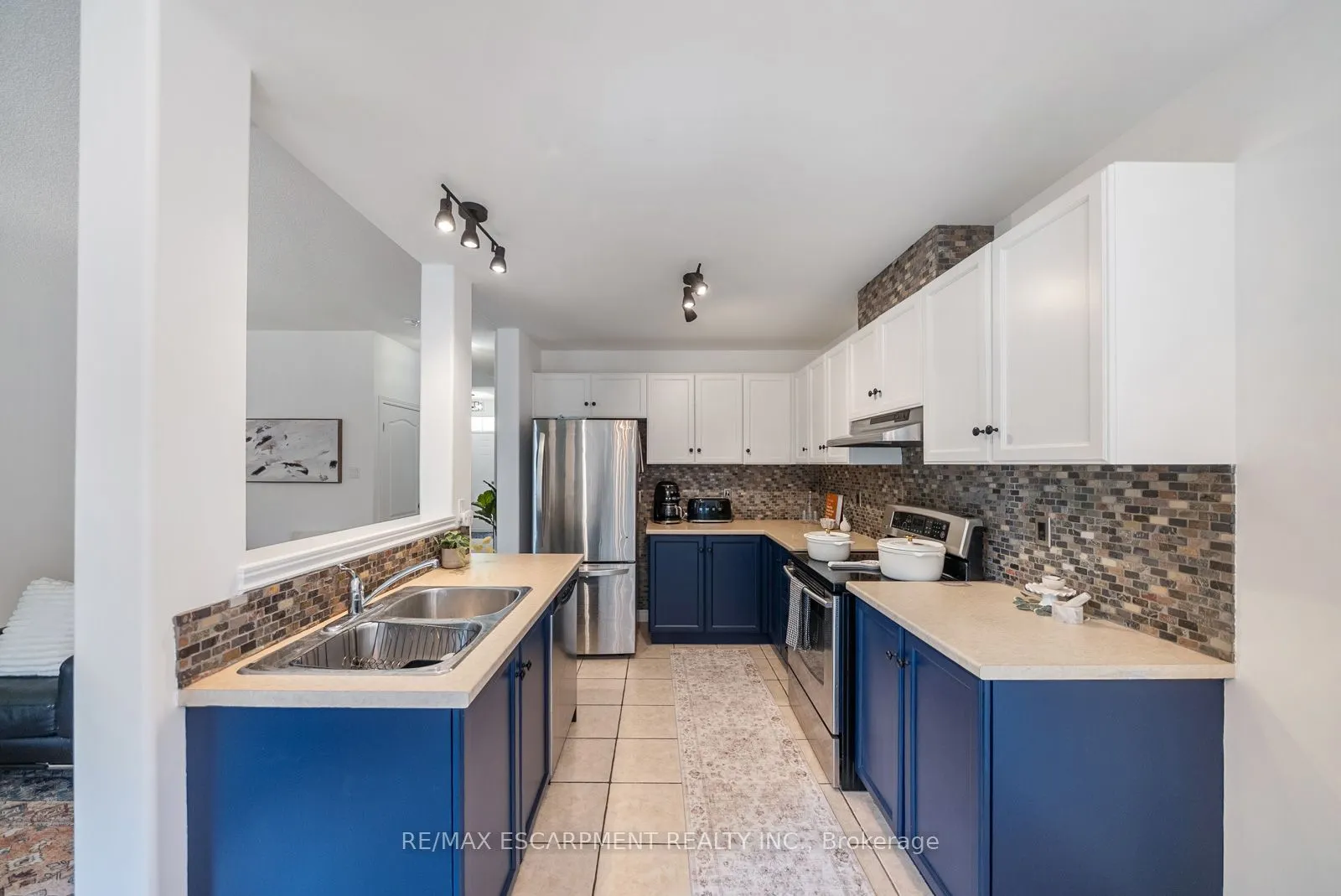 10 LIDDYCOAT Lane, #4