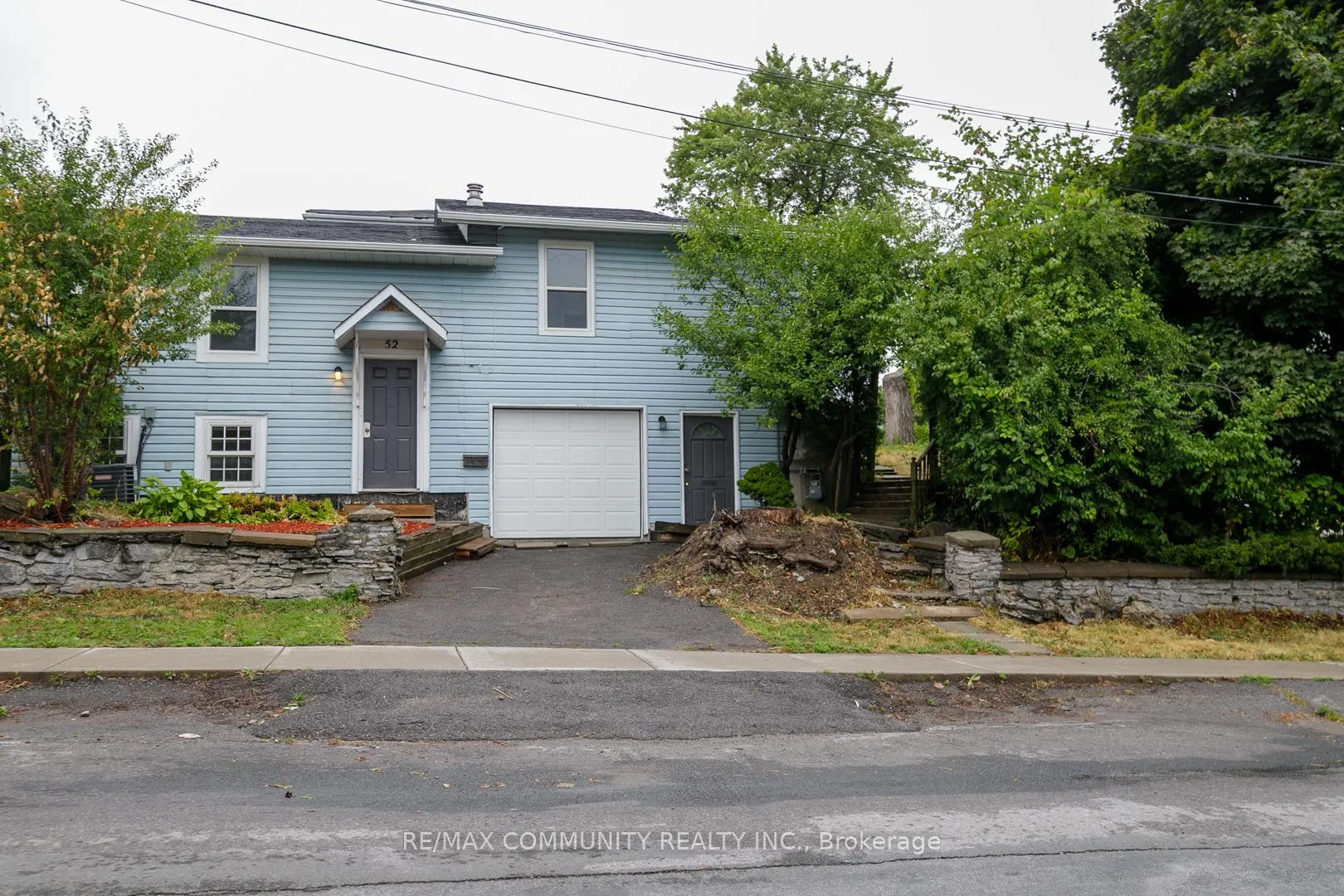 52 Hillside Street