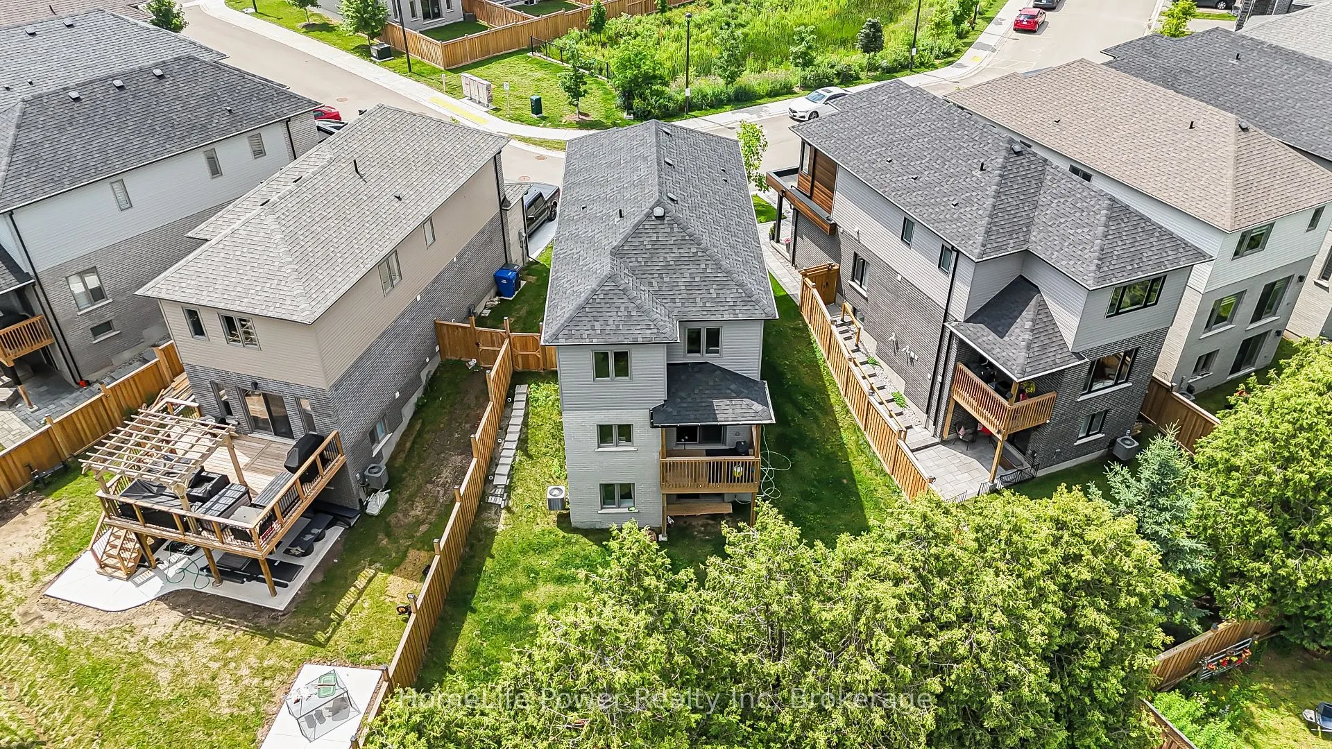 17 Ferris Circle