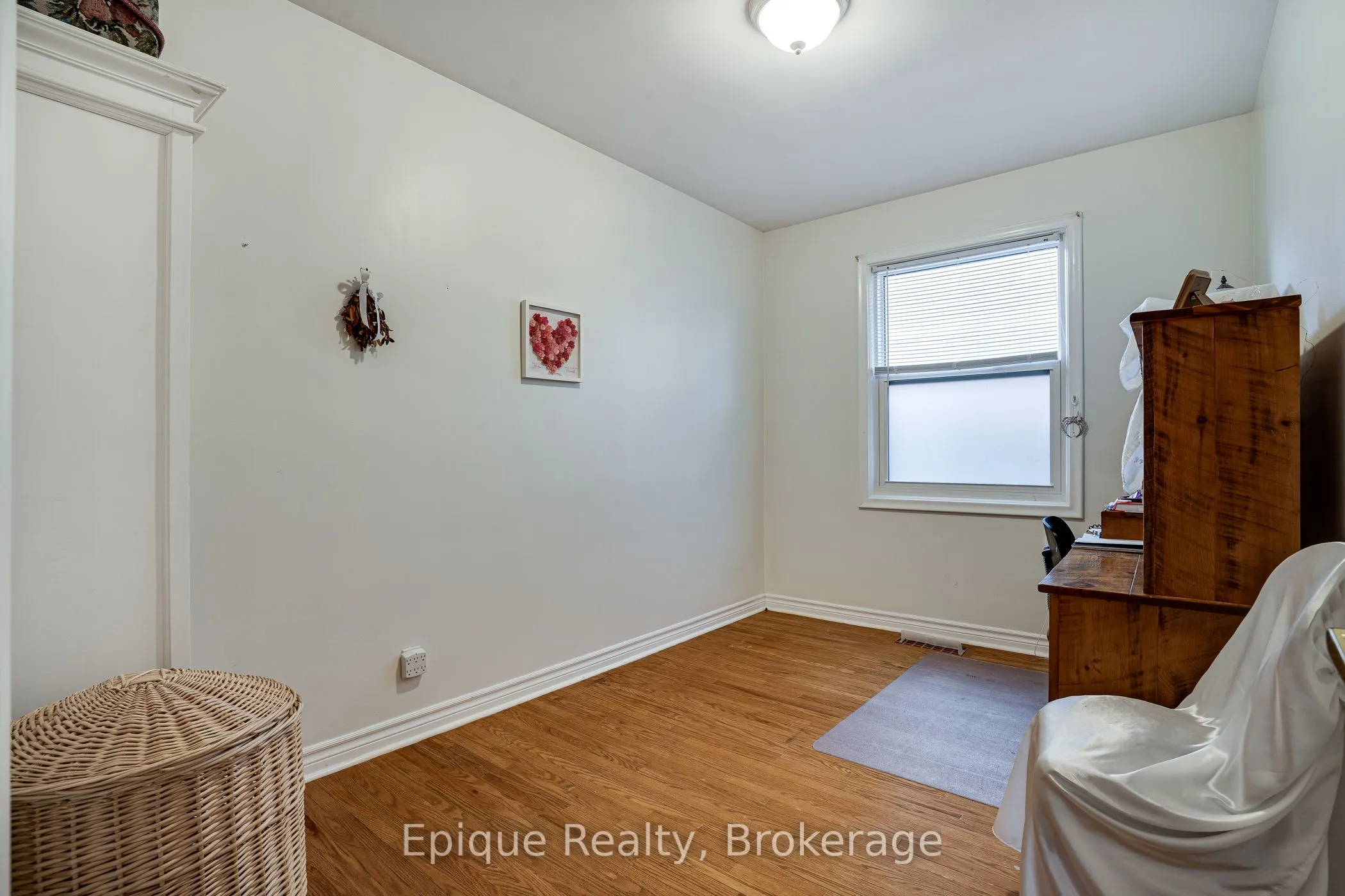 50 Edgewood Avenue
