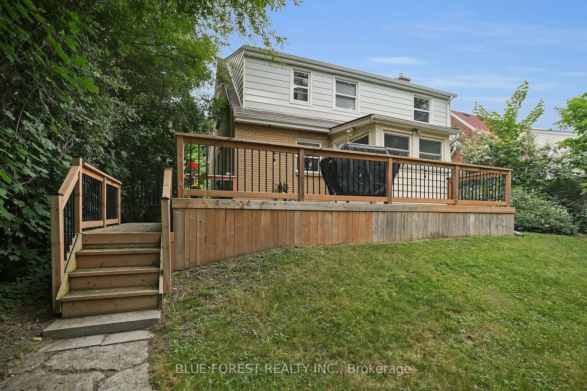 685 Strathmeyer Street