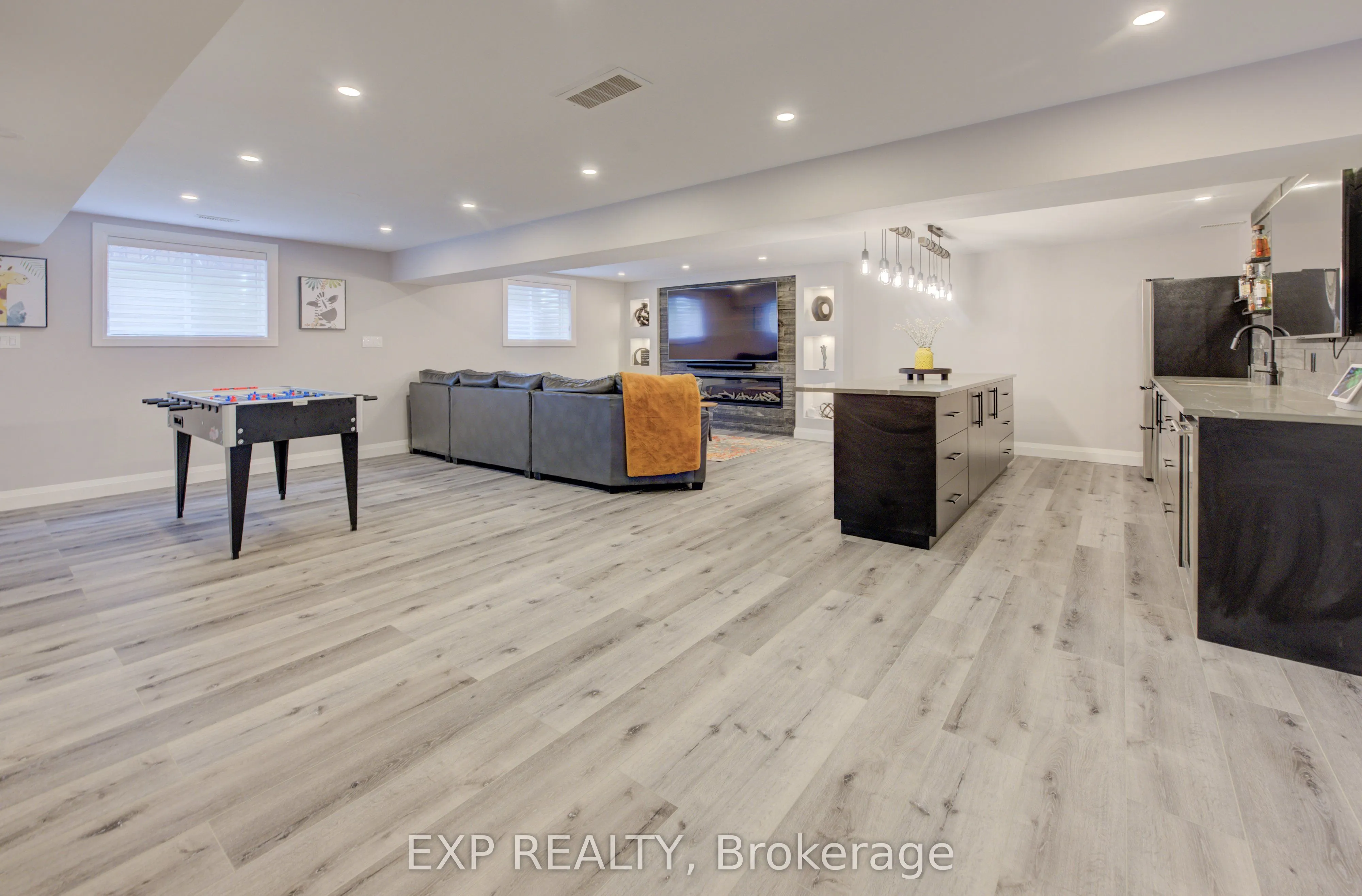 11 Deer Creek Street