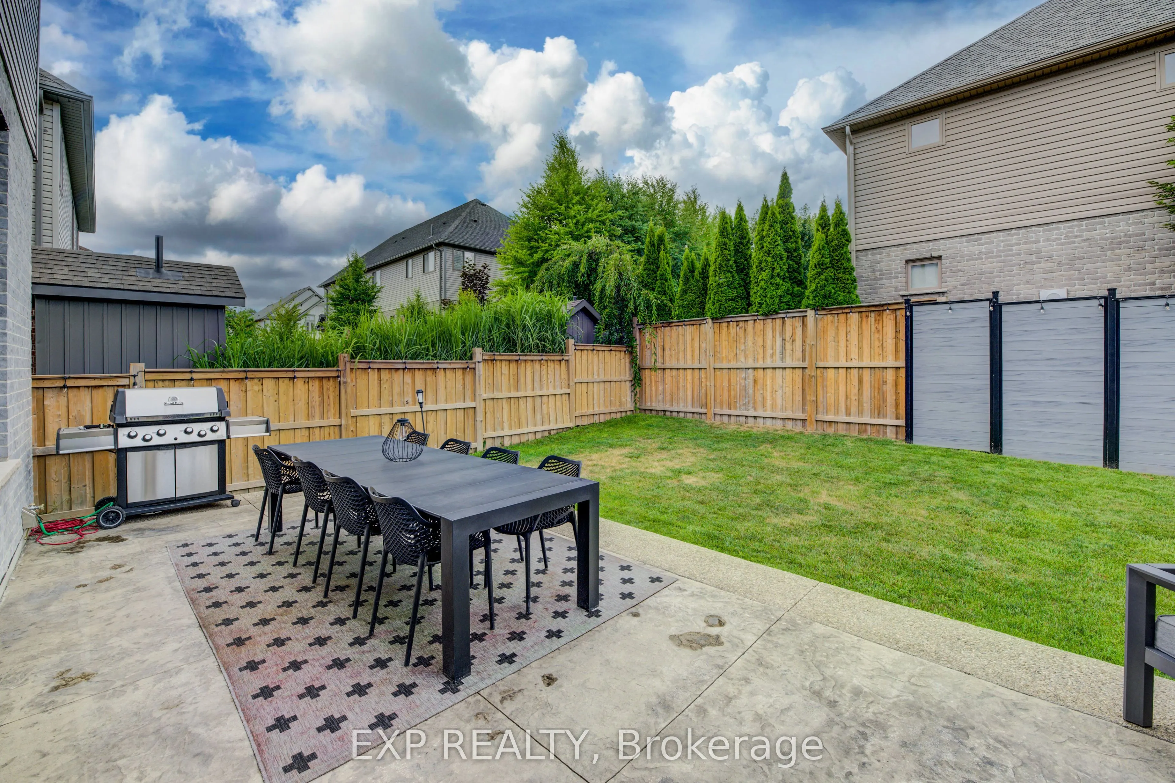 11 Deer Creek Street