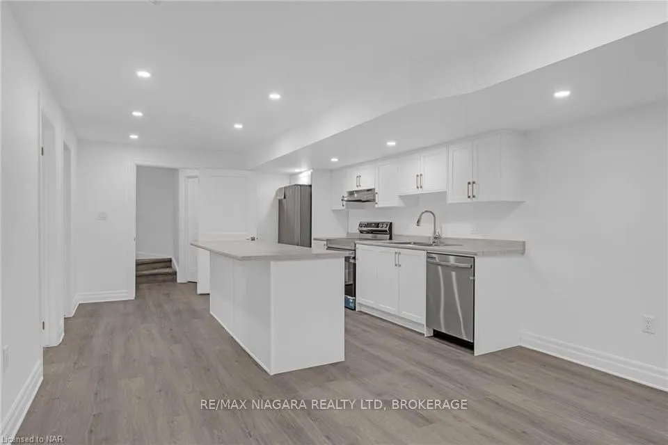 7426 PARKSIDE Road, #Lower
