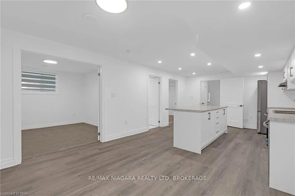 7426 PARKSIDE Road, #Lower