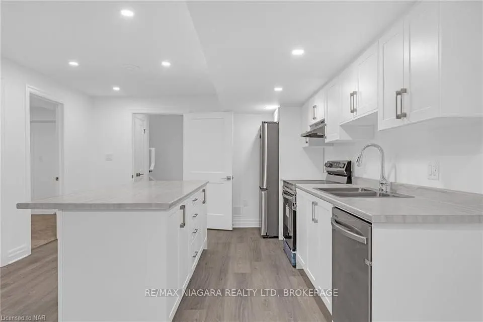 7426 PARKSIDE Road, #Lower
