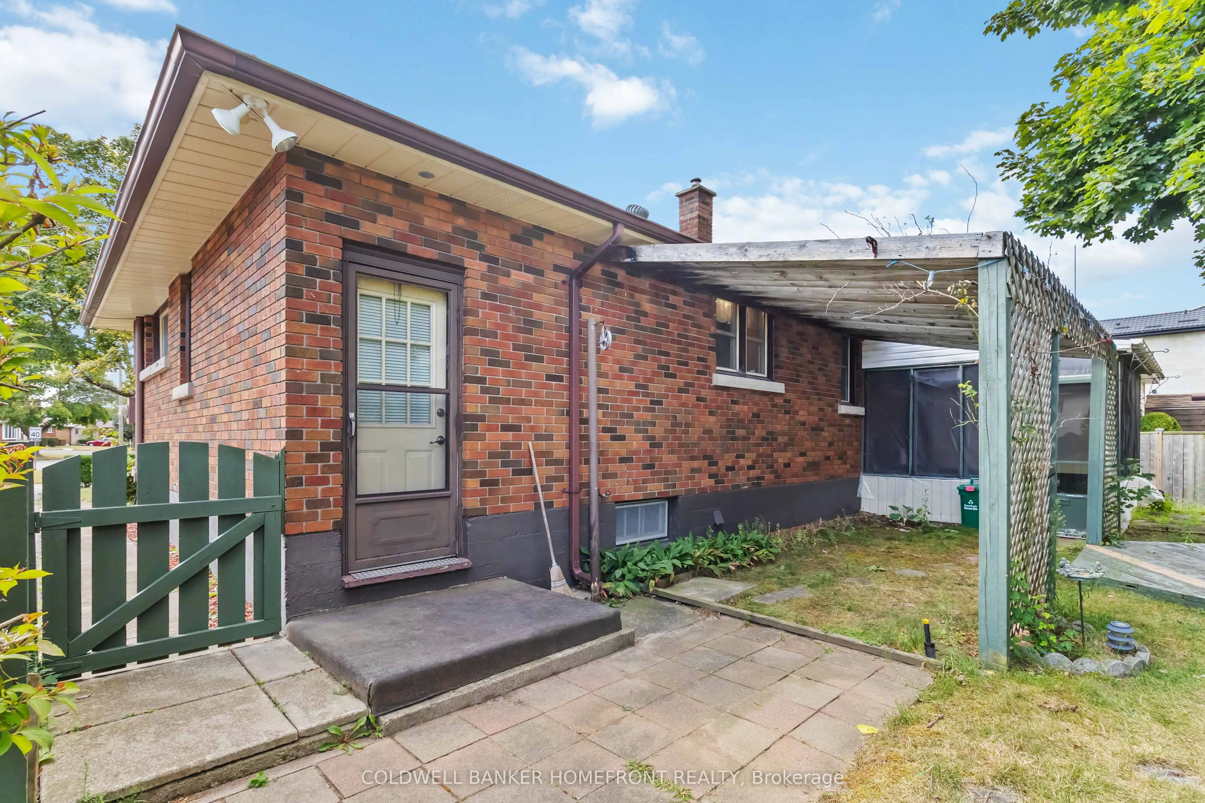 77 Evelyn Street
