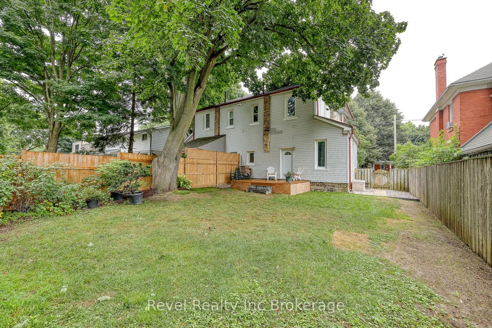 453 Drew Street