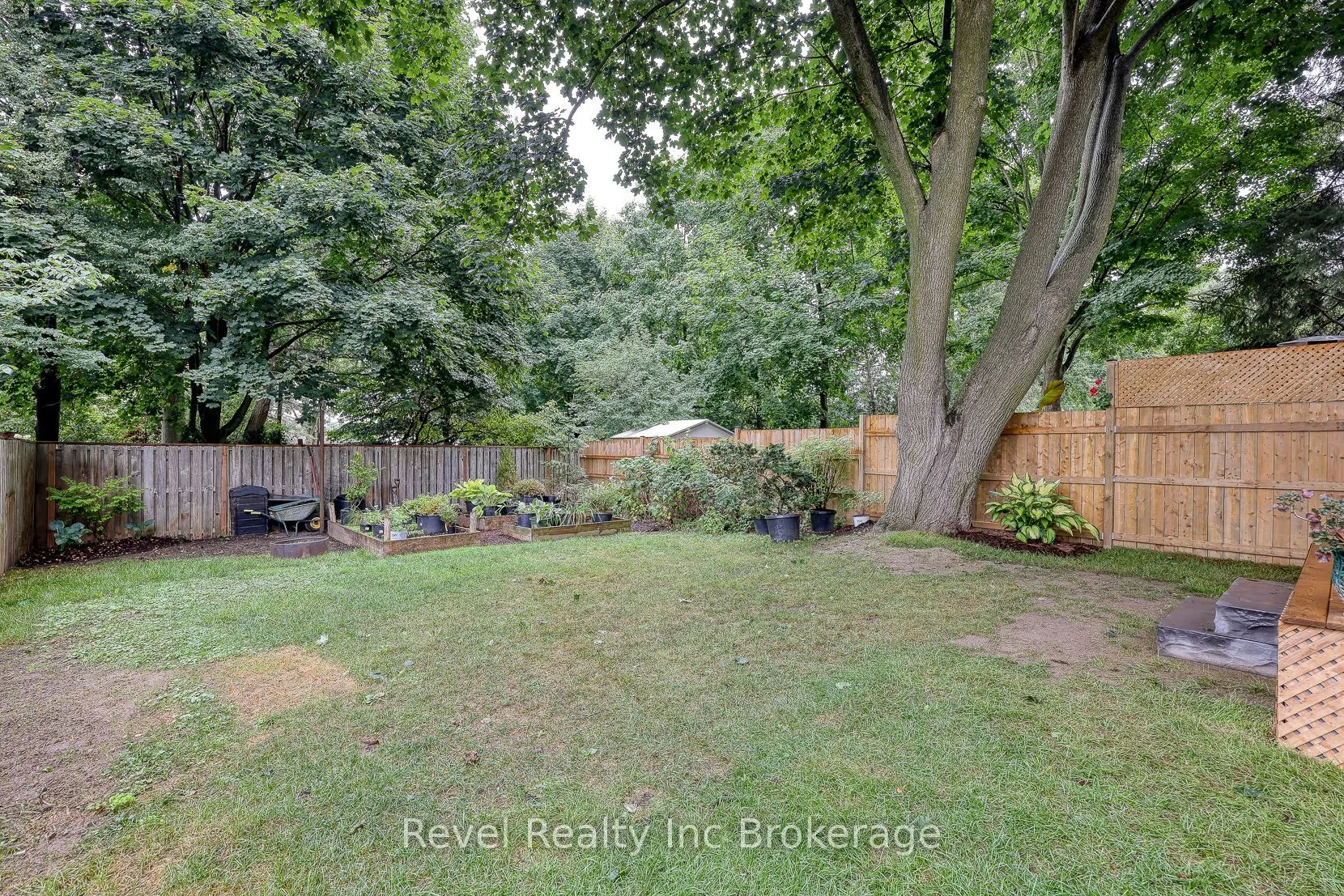 453 Drew Street