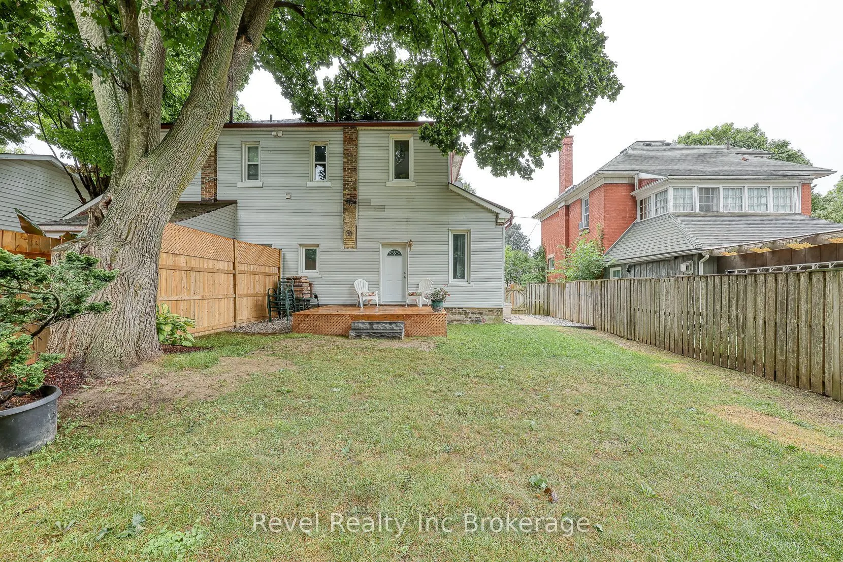 453 Drew Street