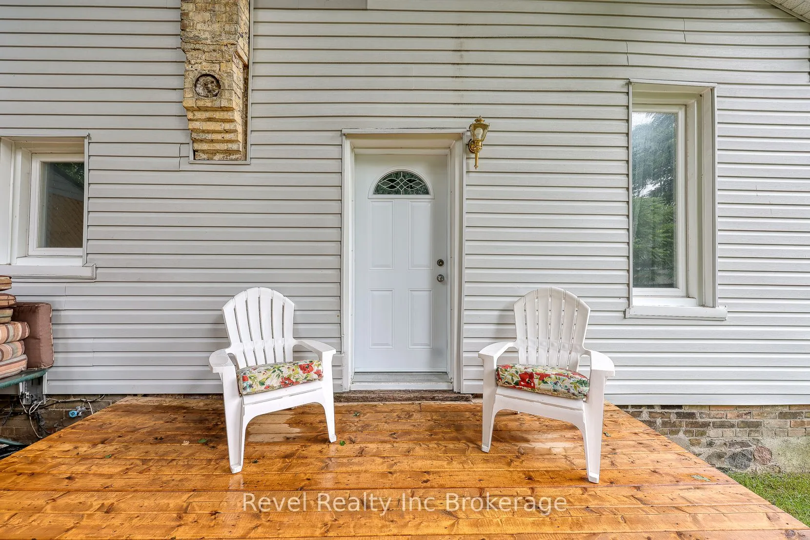 453 Drew Street